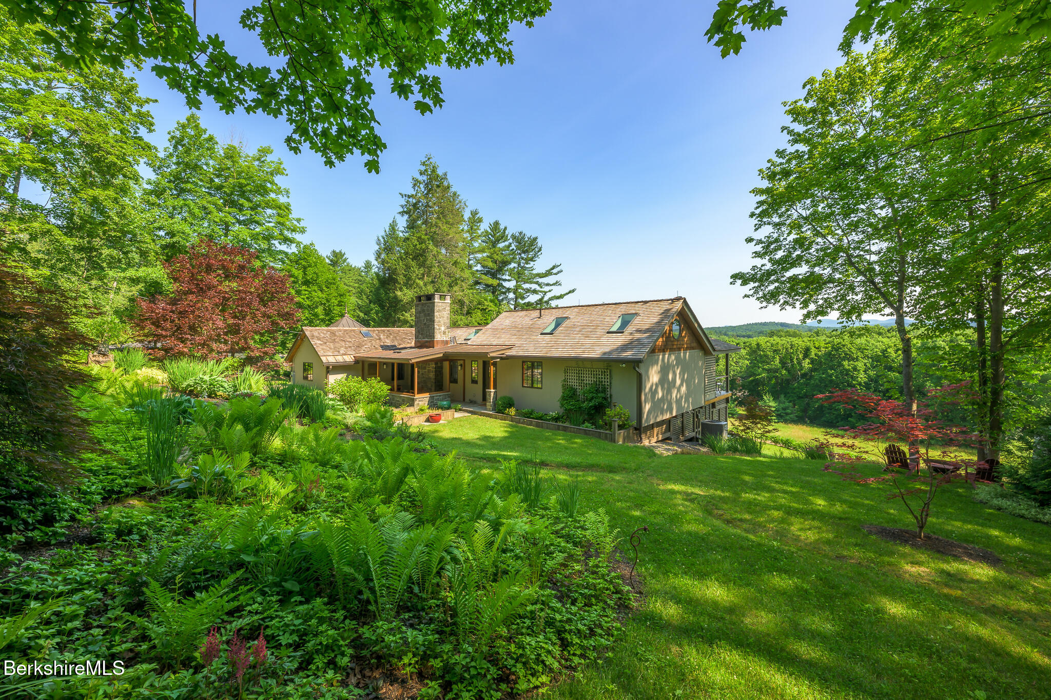 39 Pine Crest Cross Rd
