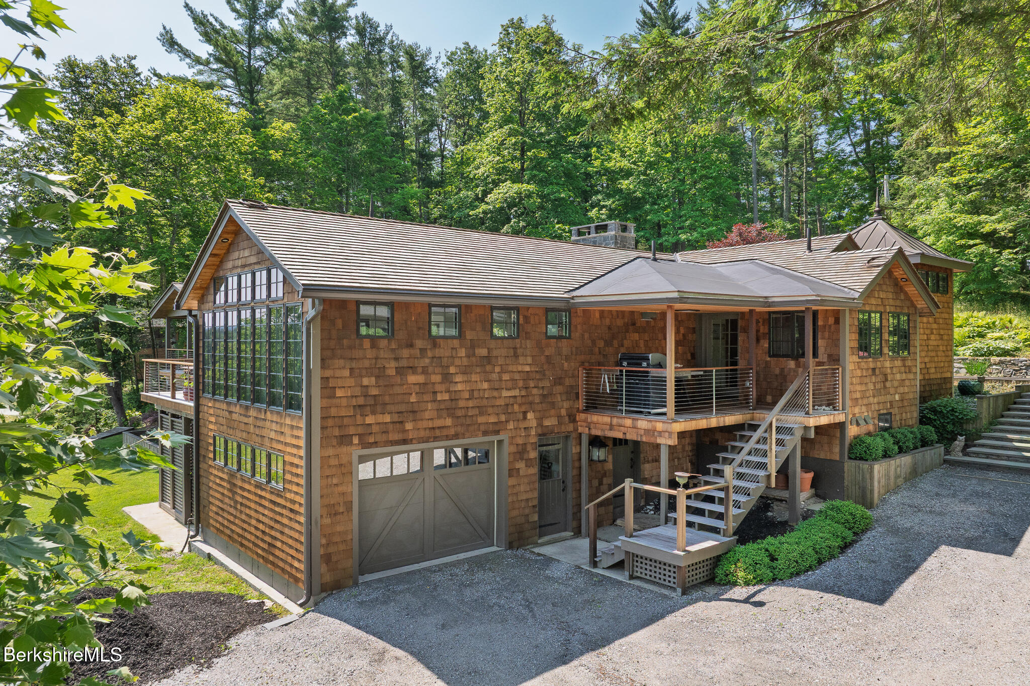 39 Pine Crest Cross Rd