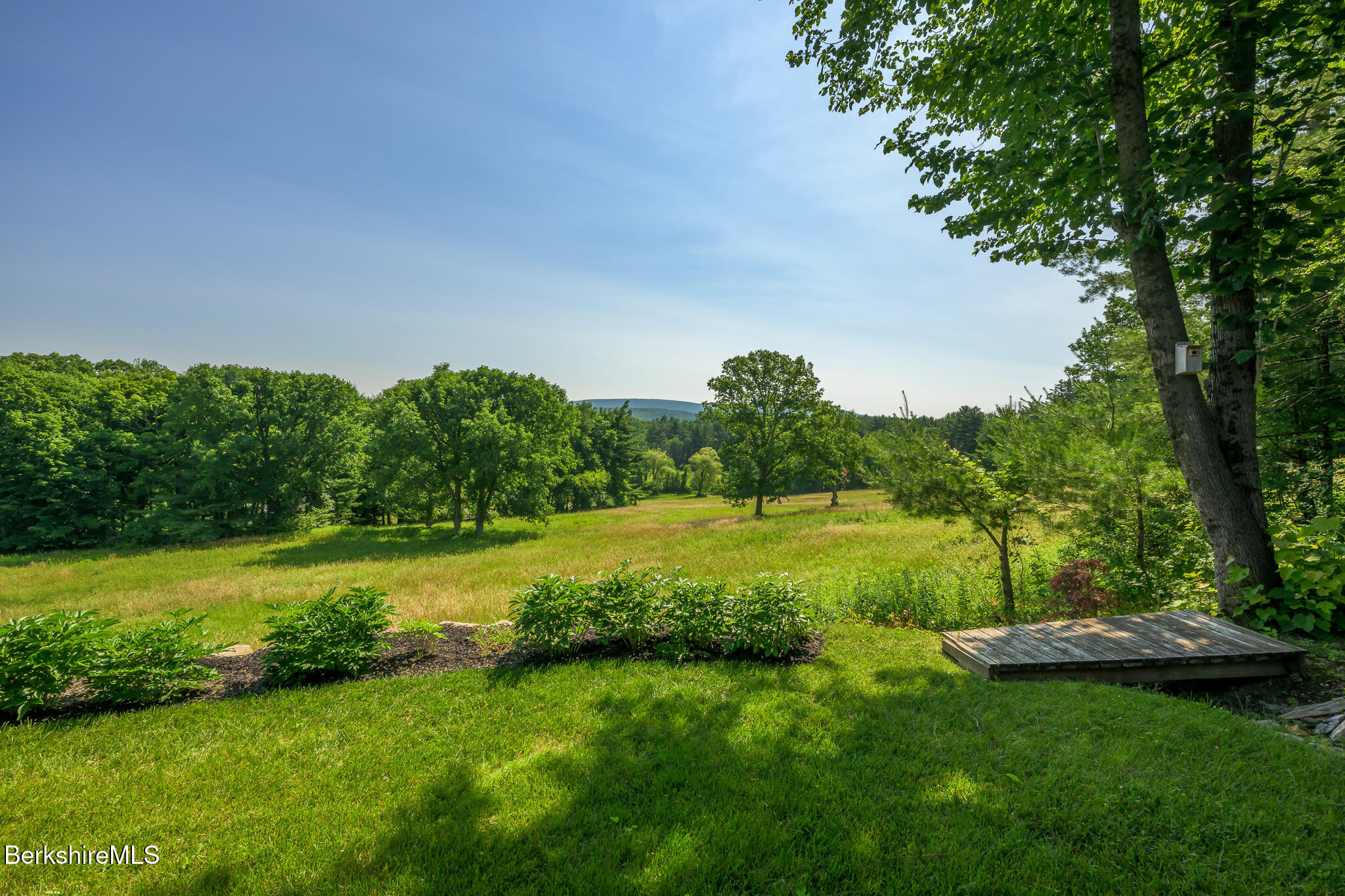39 Pine Crest Cross Rd