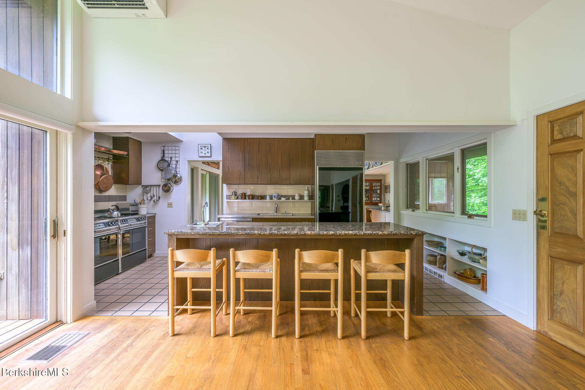 699 Hartsville New Marlboro Rd