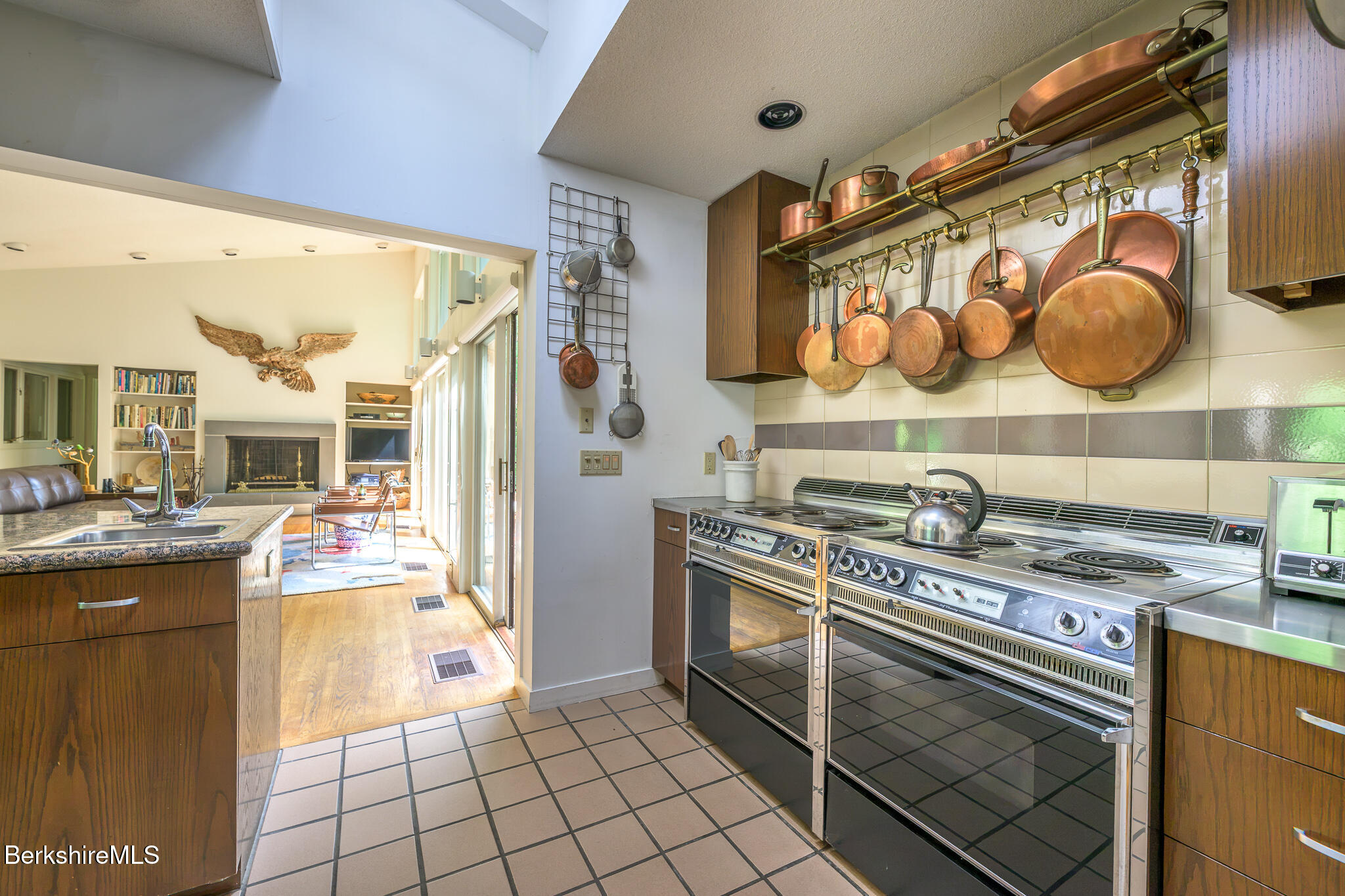 699 Hartsville New Marlboro Rd