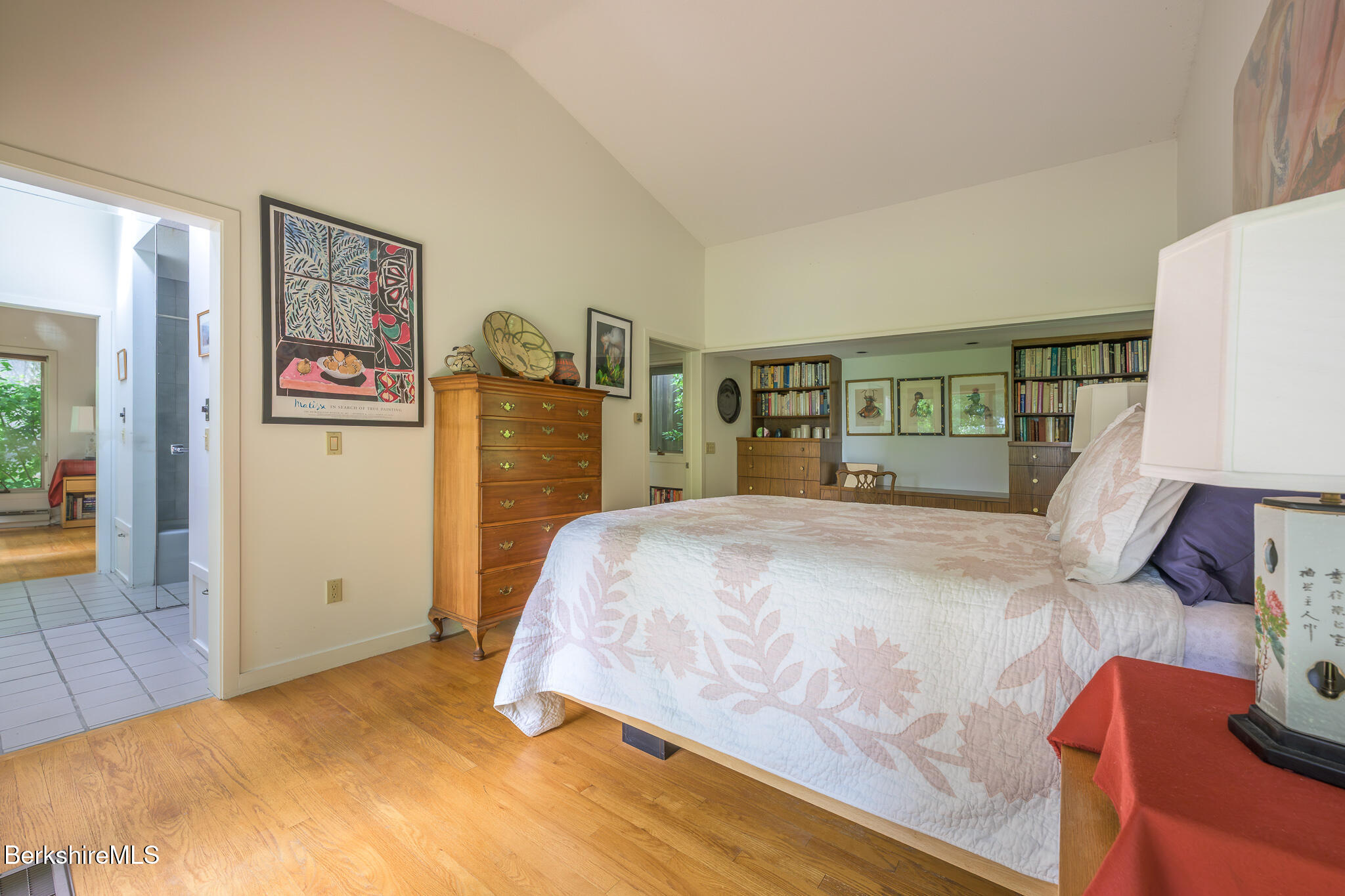 699 Hartsville New Marlboro Rd