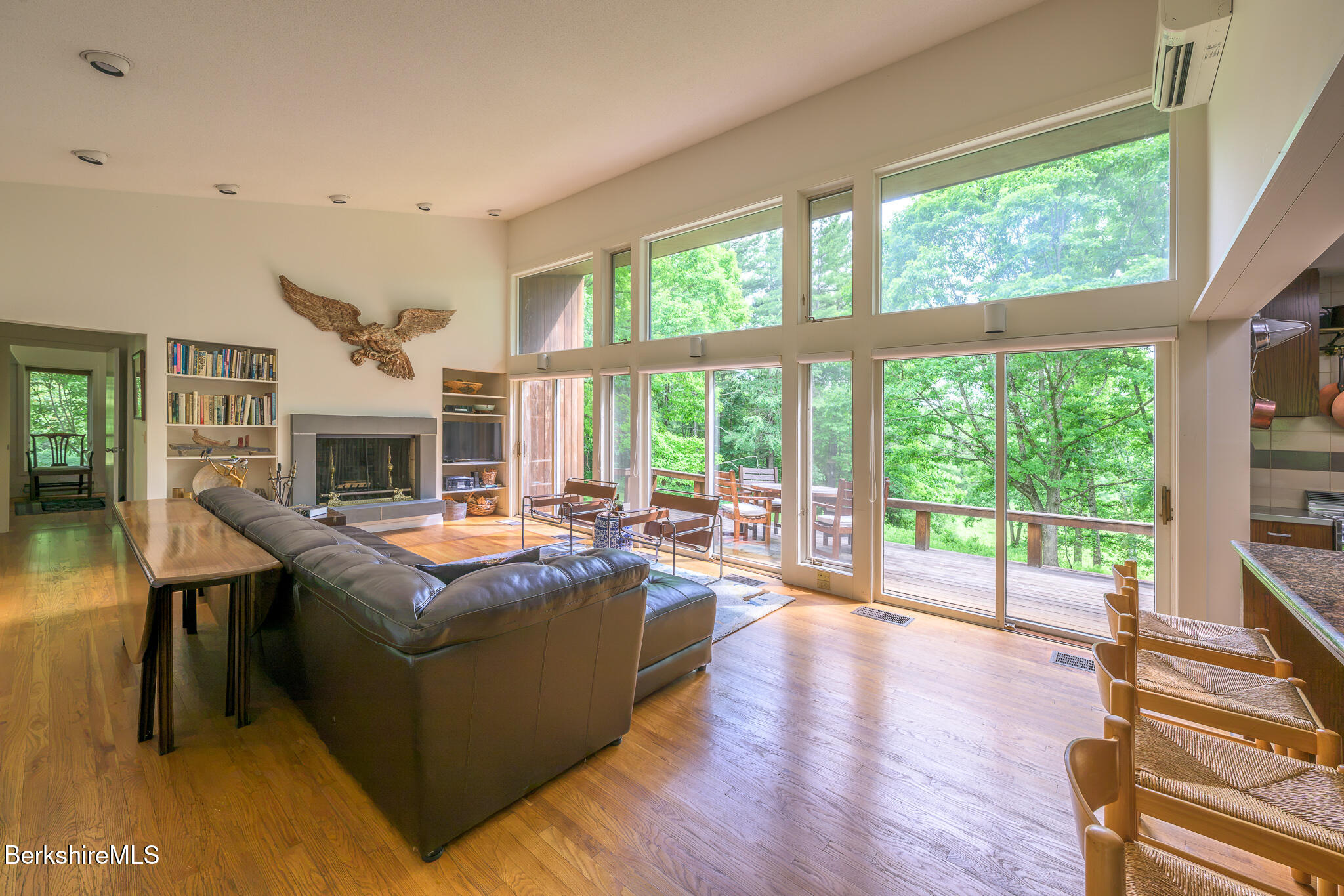 699 Hartsville New Marlboro Rd