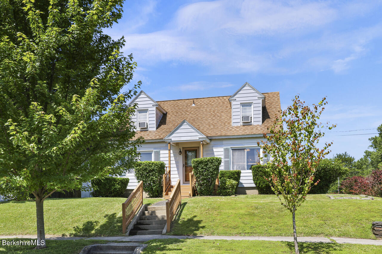 4 Garden St