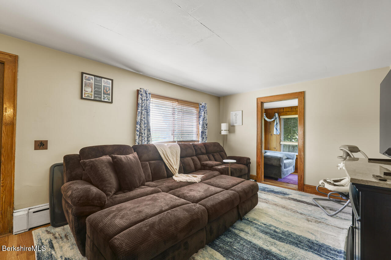 4 Garden St