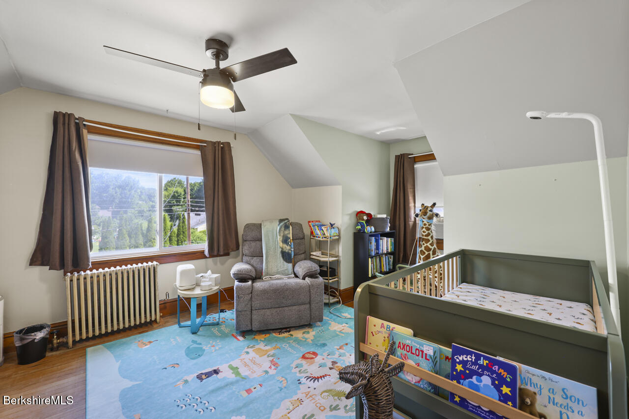 4 Garden St