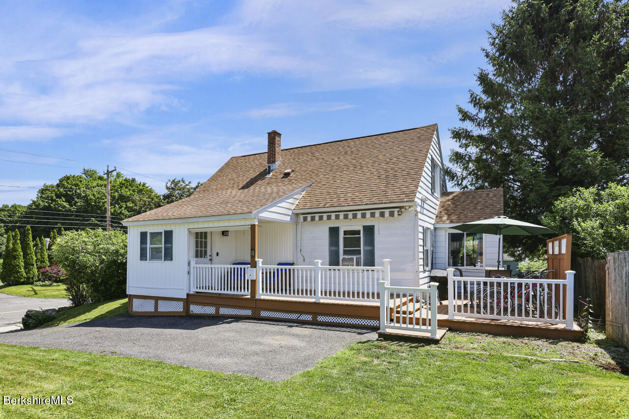 4 Garden St