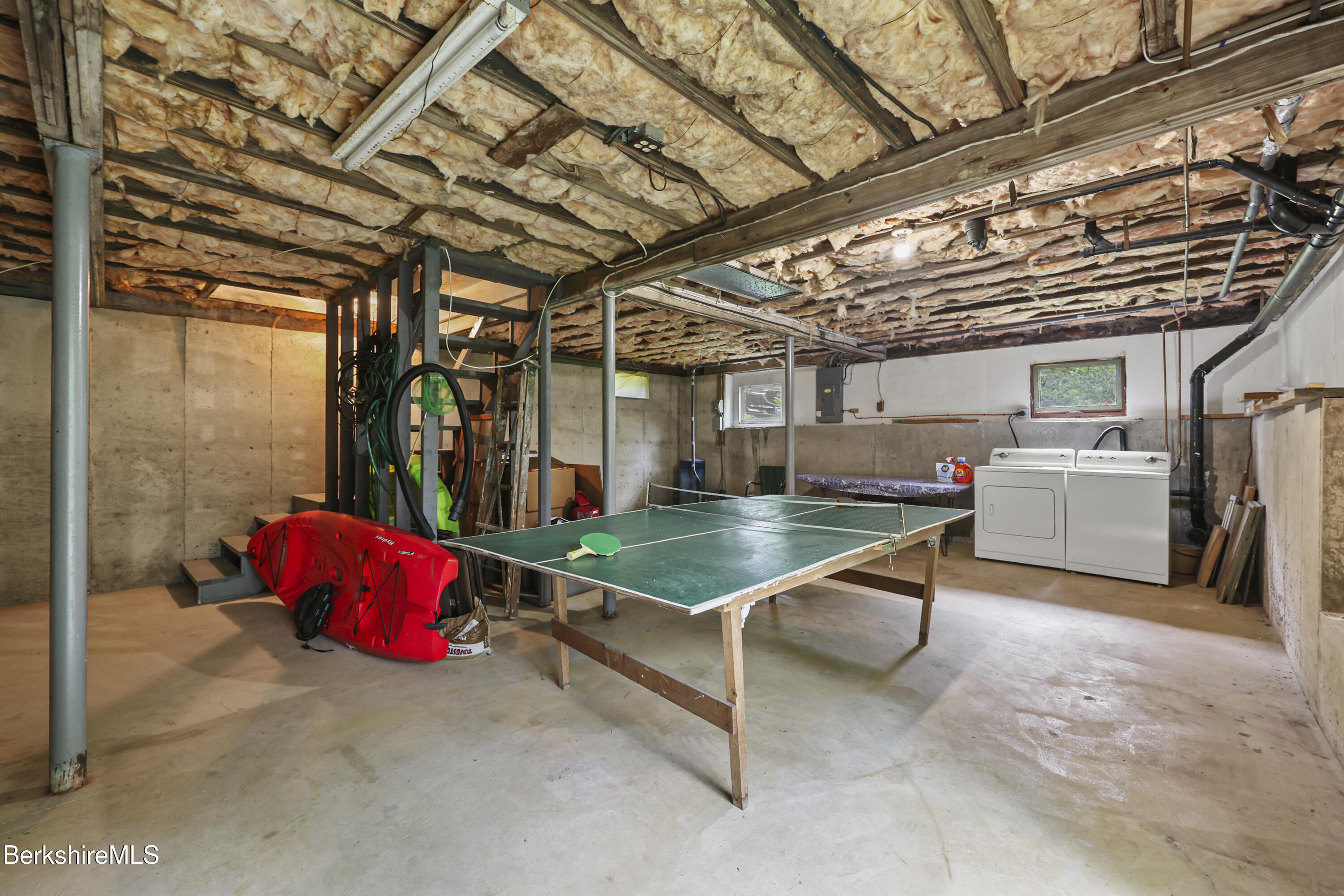 160 Chestnut Rd