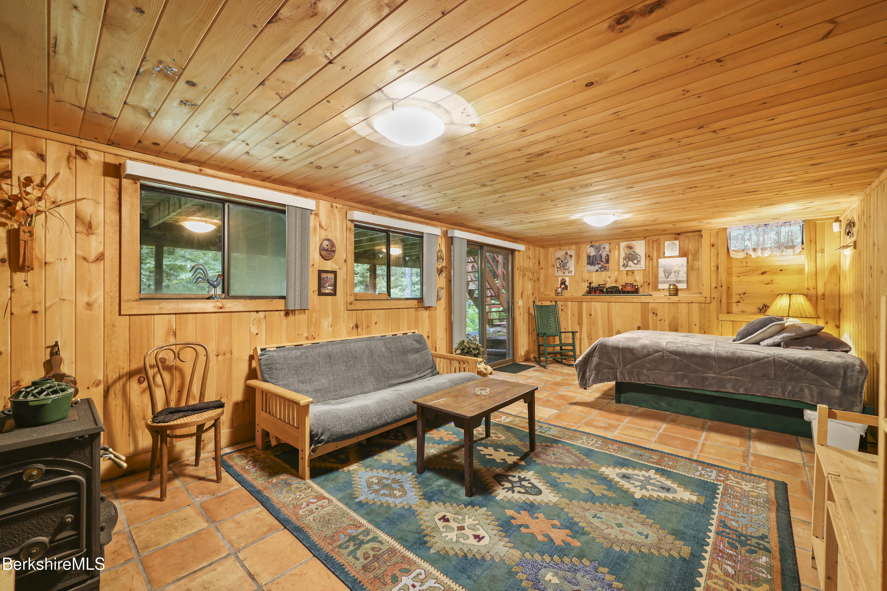83 Beech Tree Ln