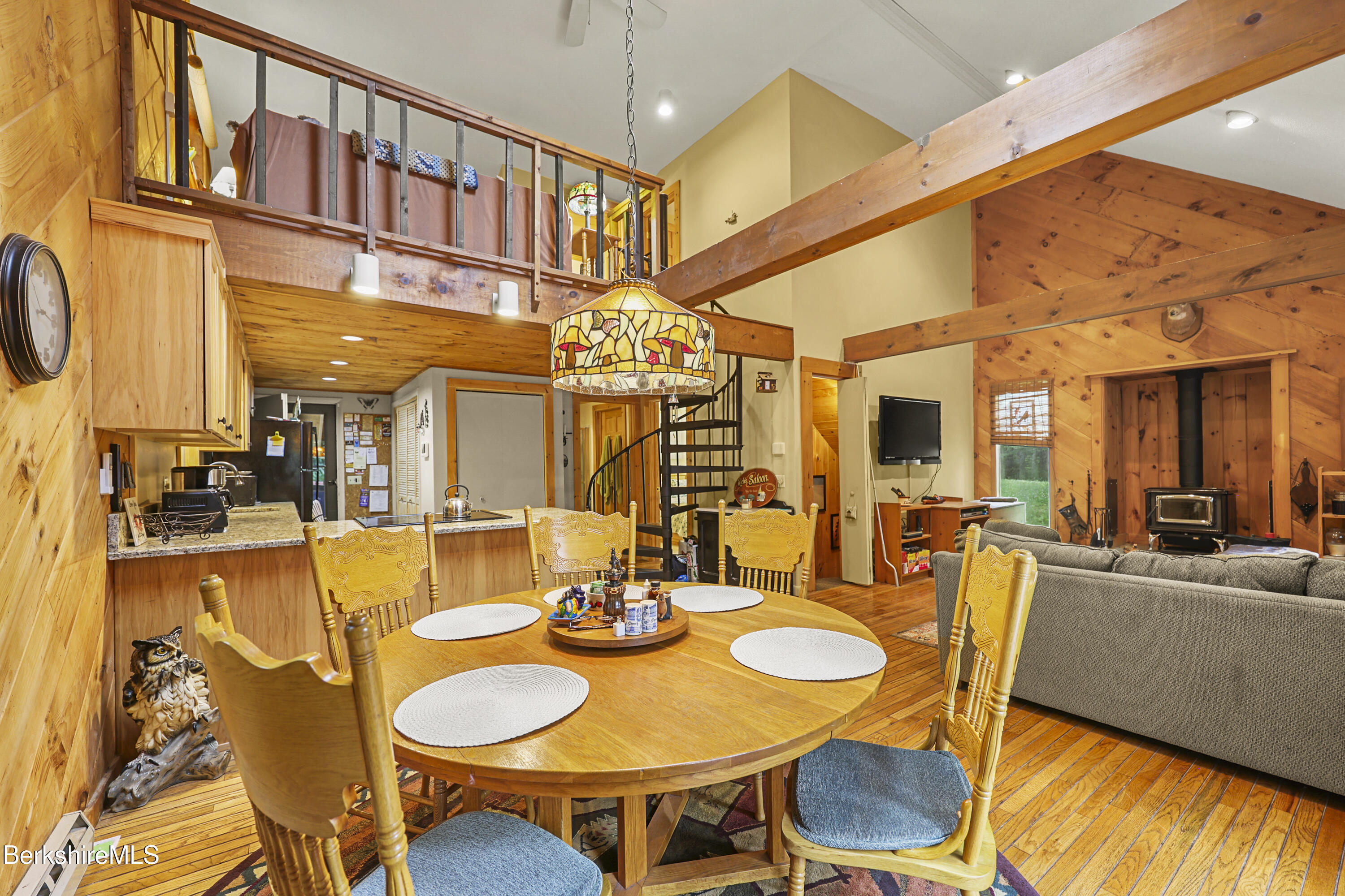 83 Beech Tree Ln