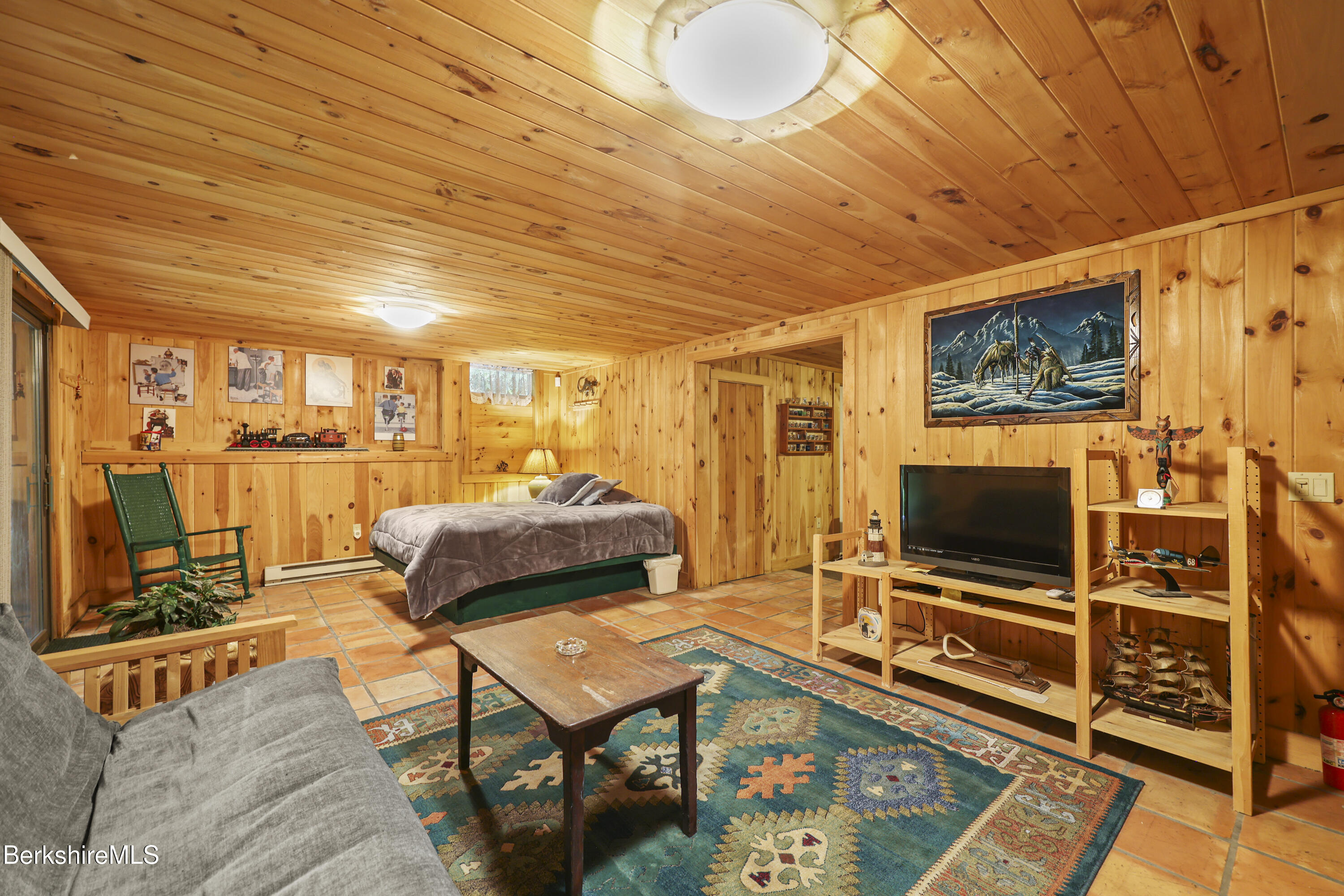 83 Beech Tree Ln