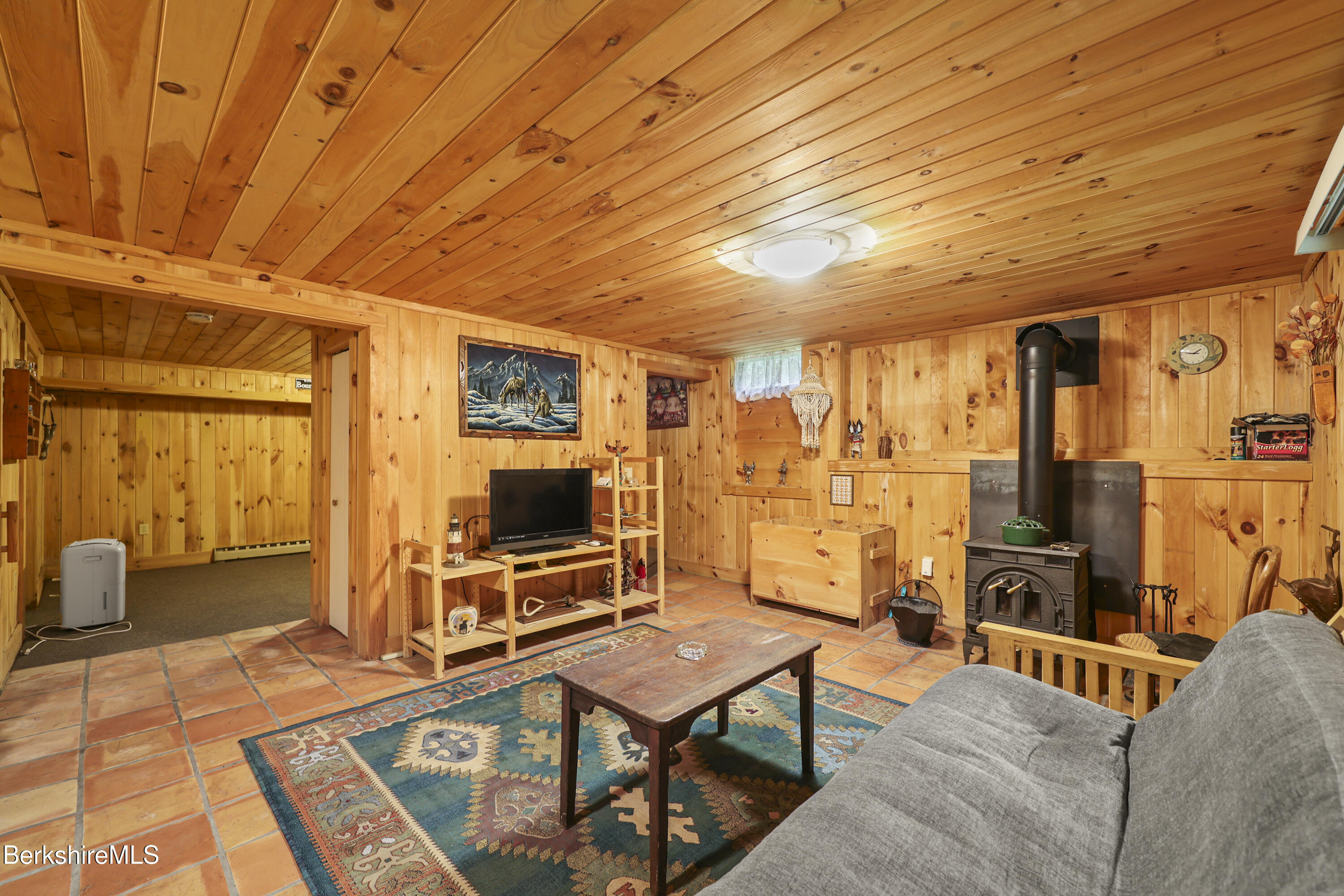83 Beech Tree Ln