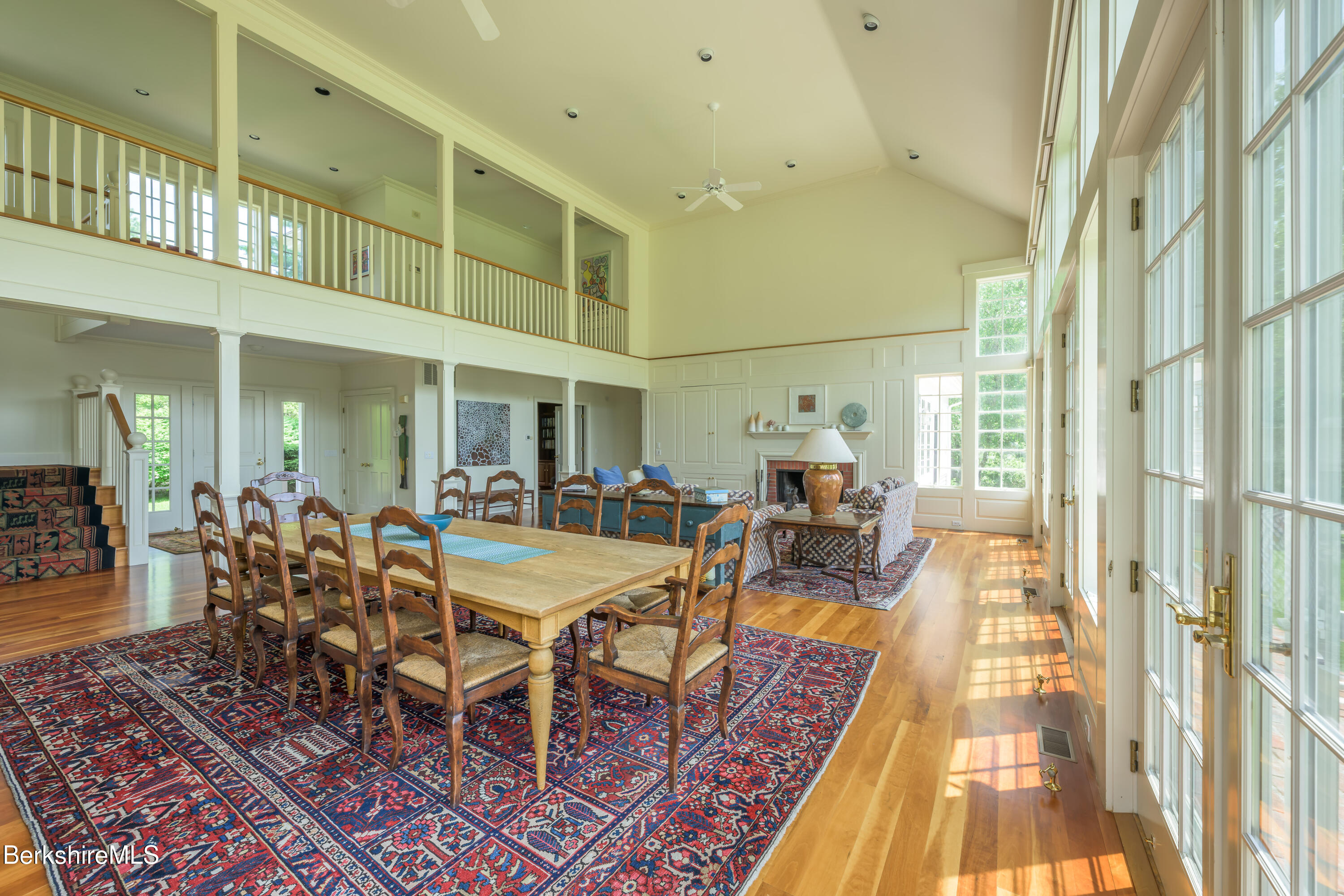32 Crooked Hill Rd