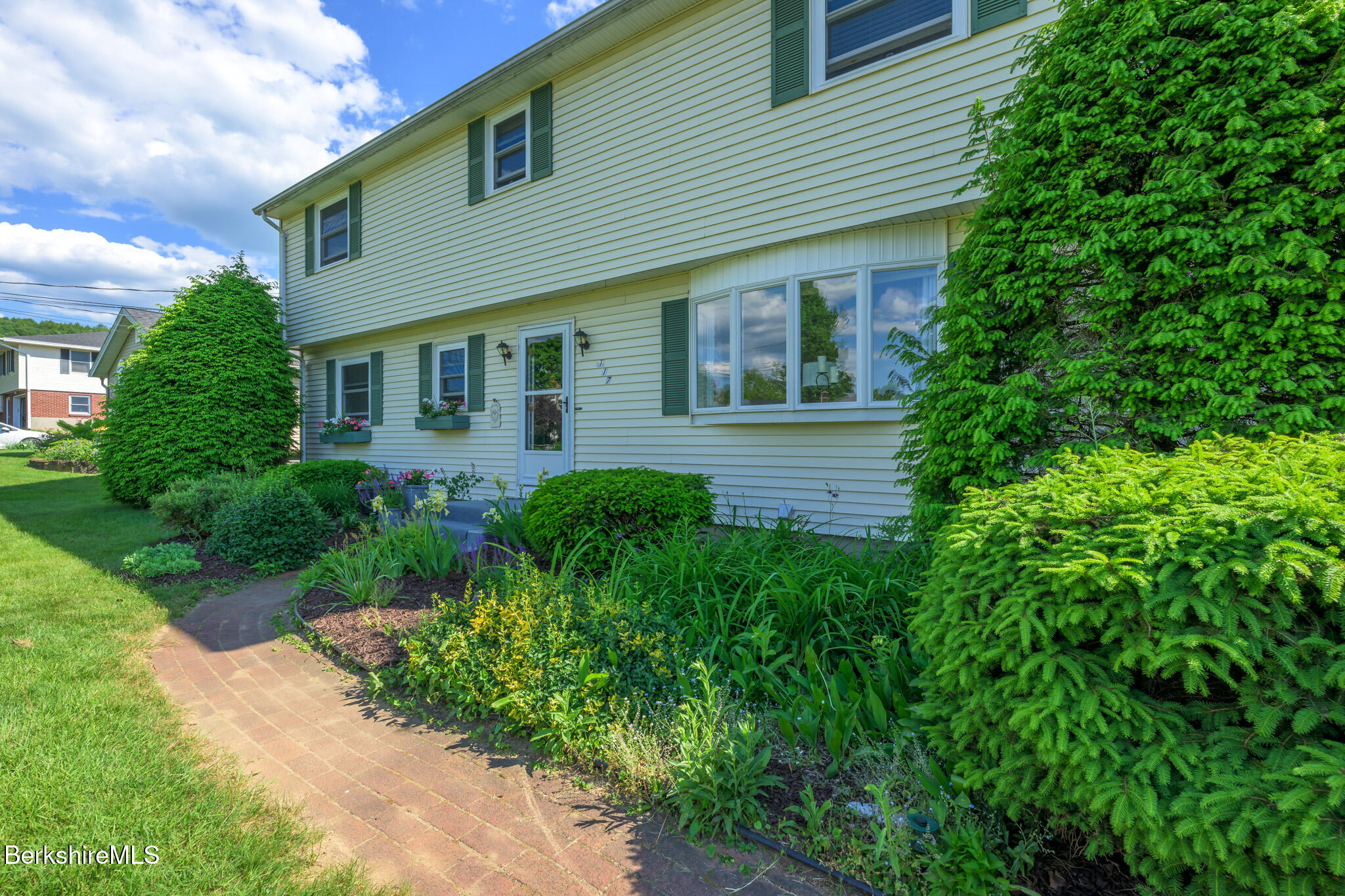 117 Lucia Dr