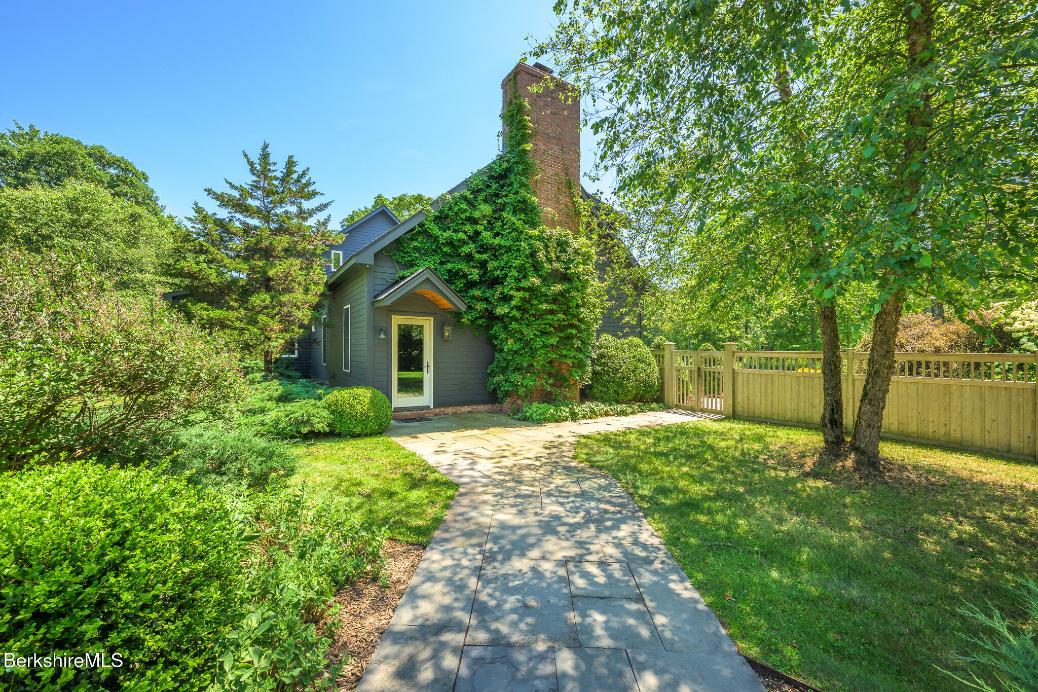 268 West Hill Rd