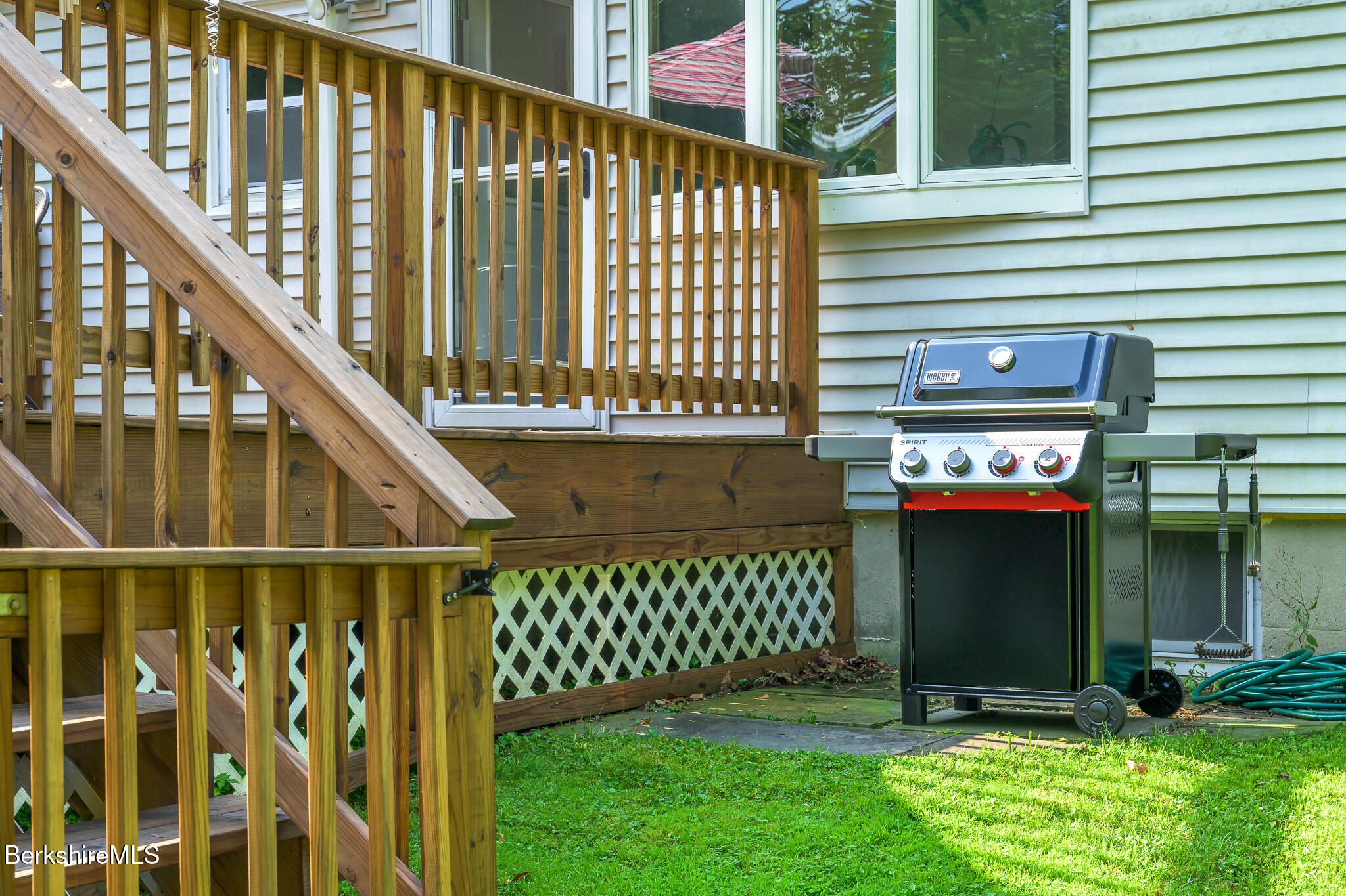24 Brunell Ave