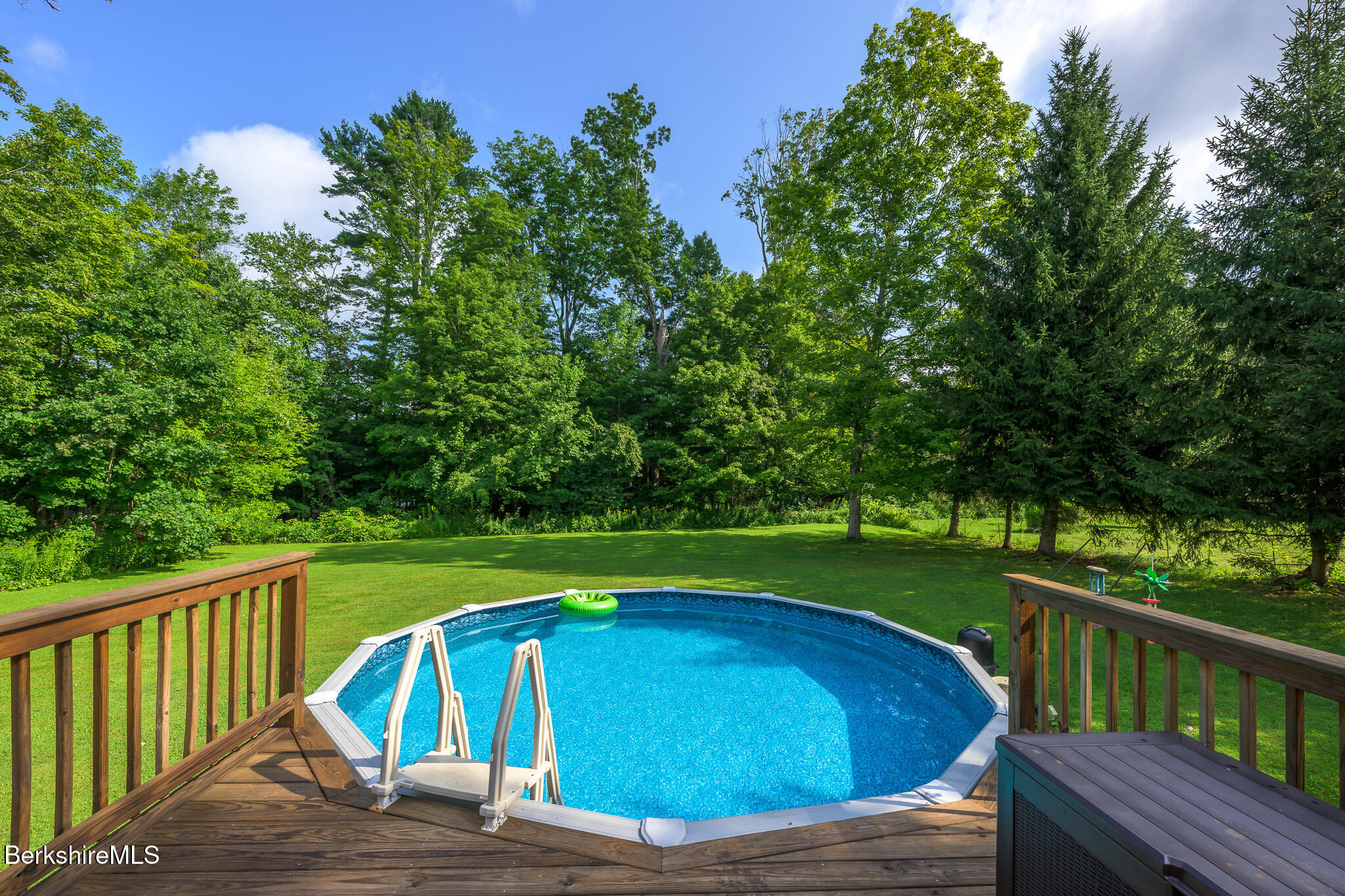 24 Brunell Ave