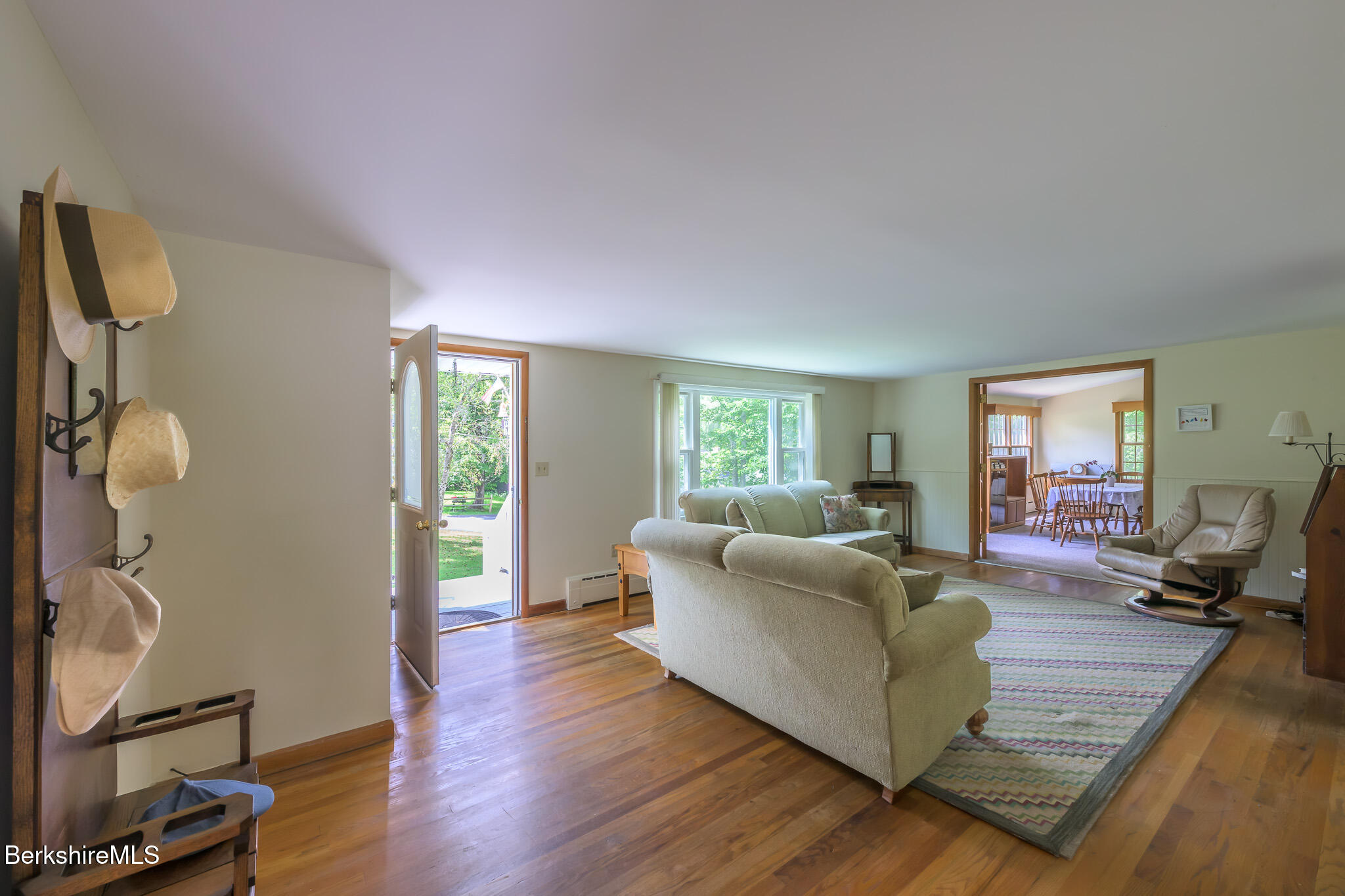 24 Brunell Ave