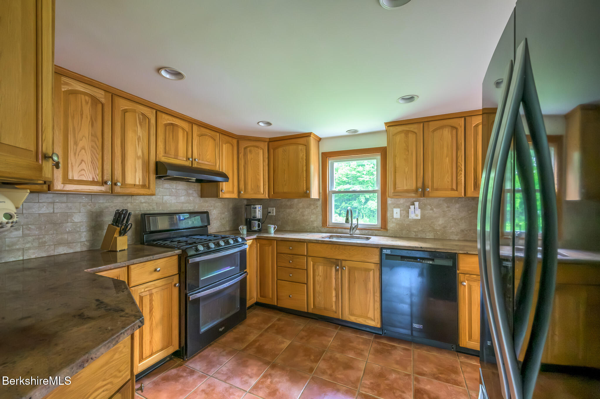 24 Brunell Ave