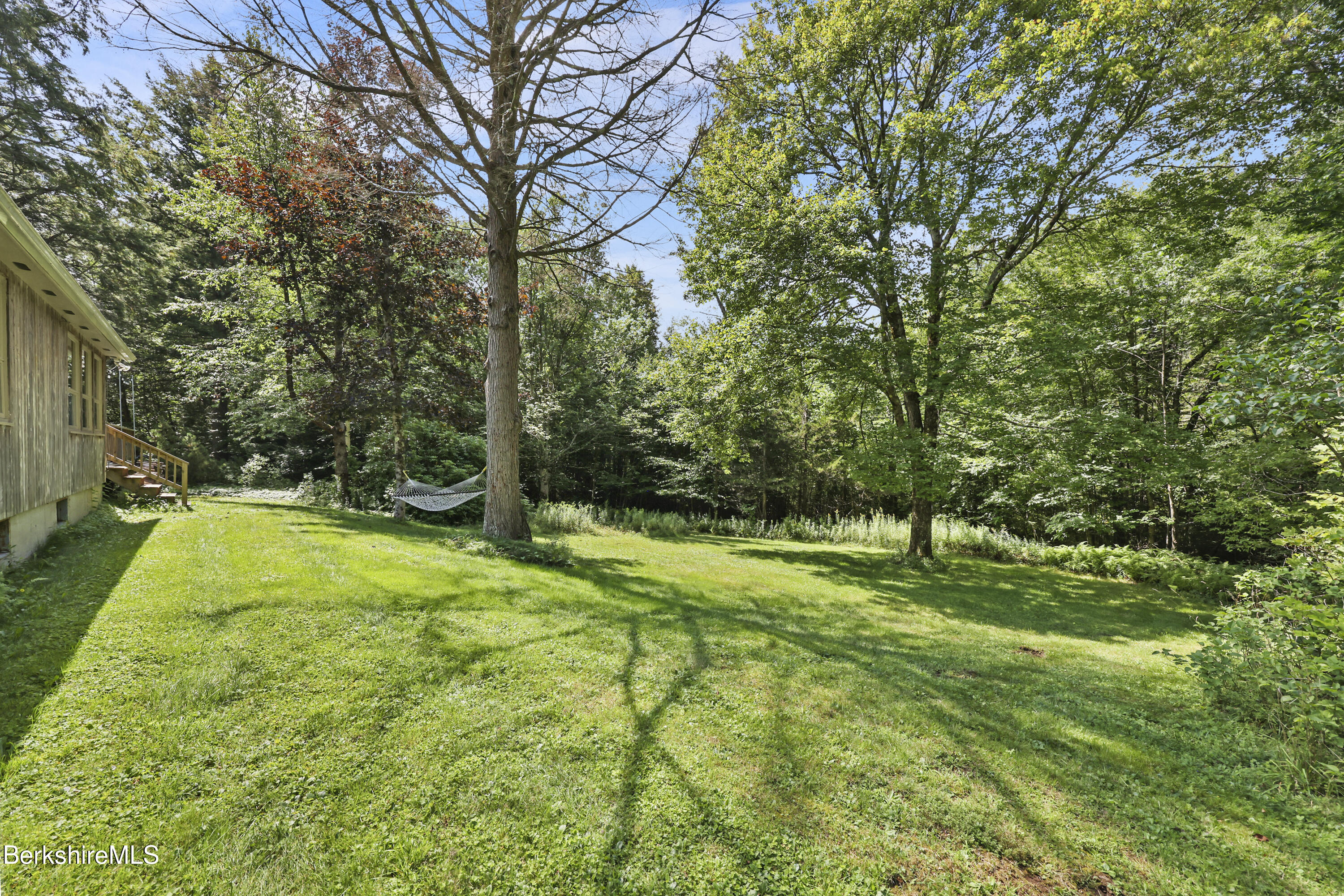 809 Leonhardt Rd