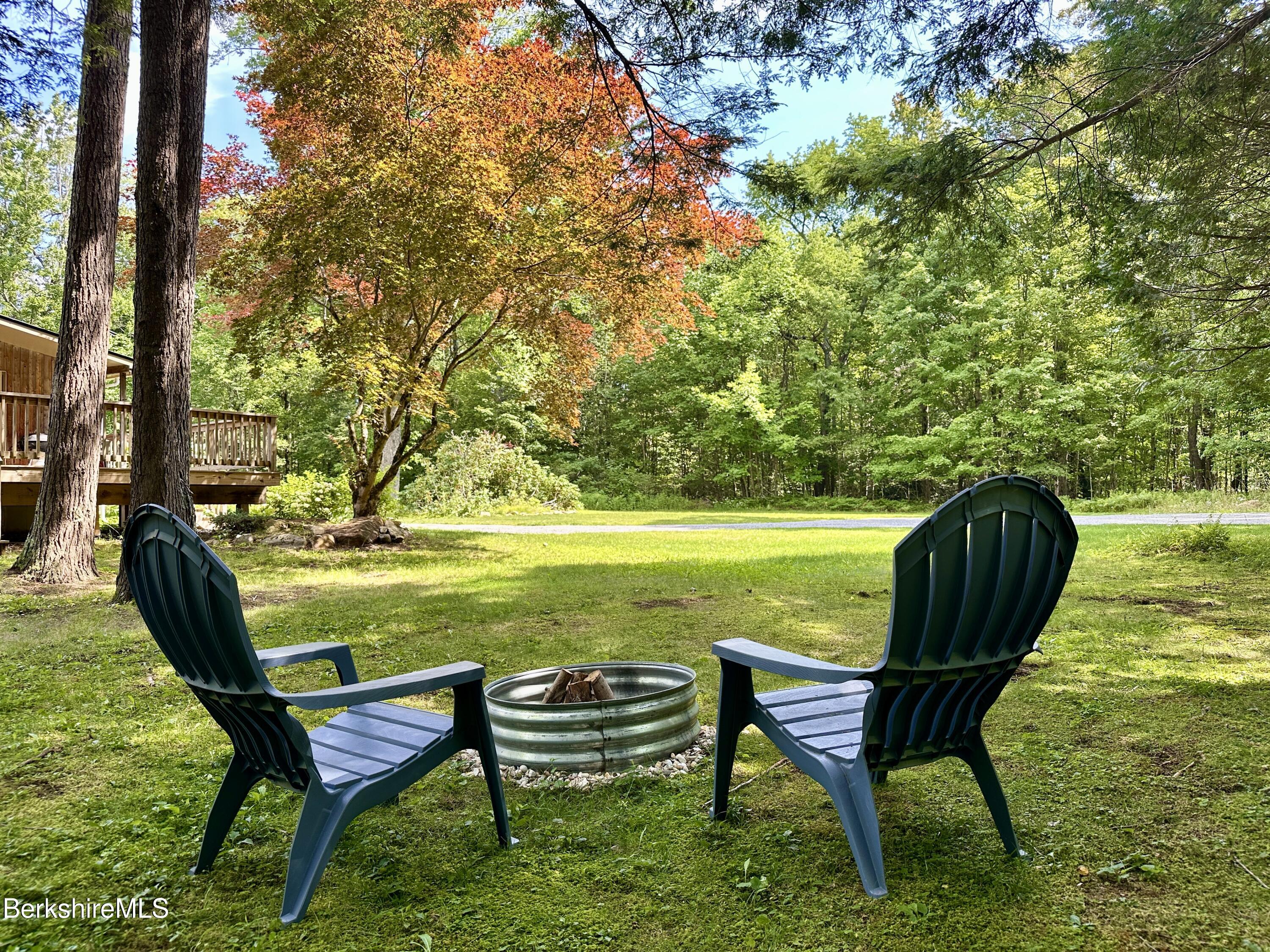 809 Leonhardt Rd