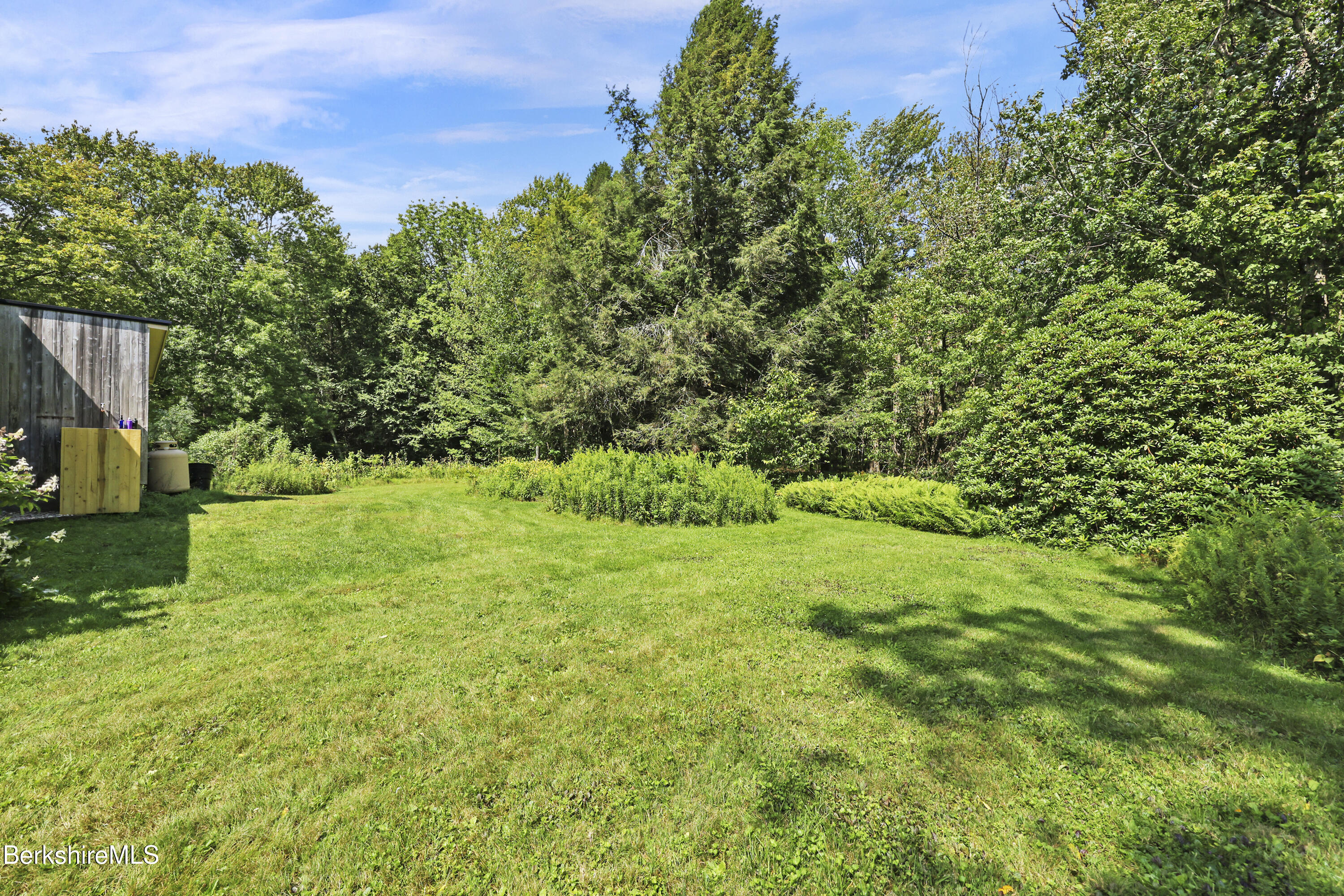 809 Leonhardt Rd