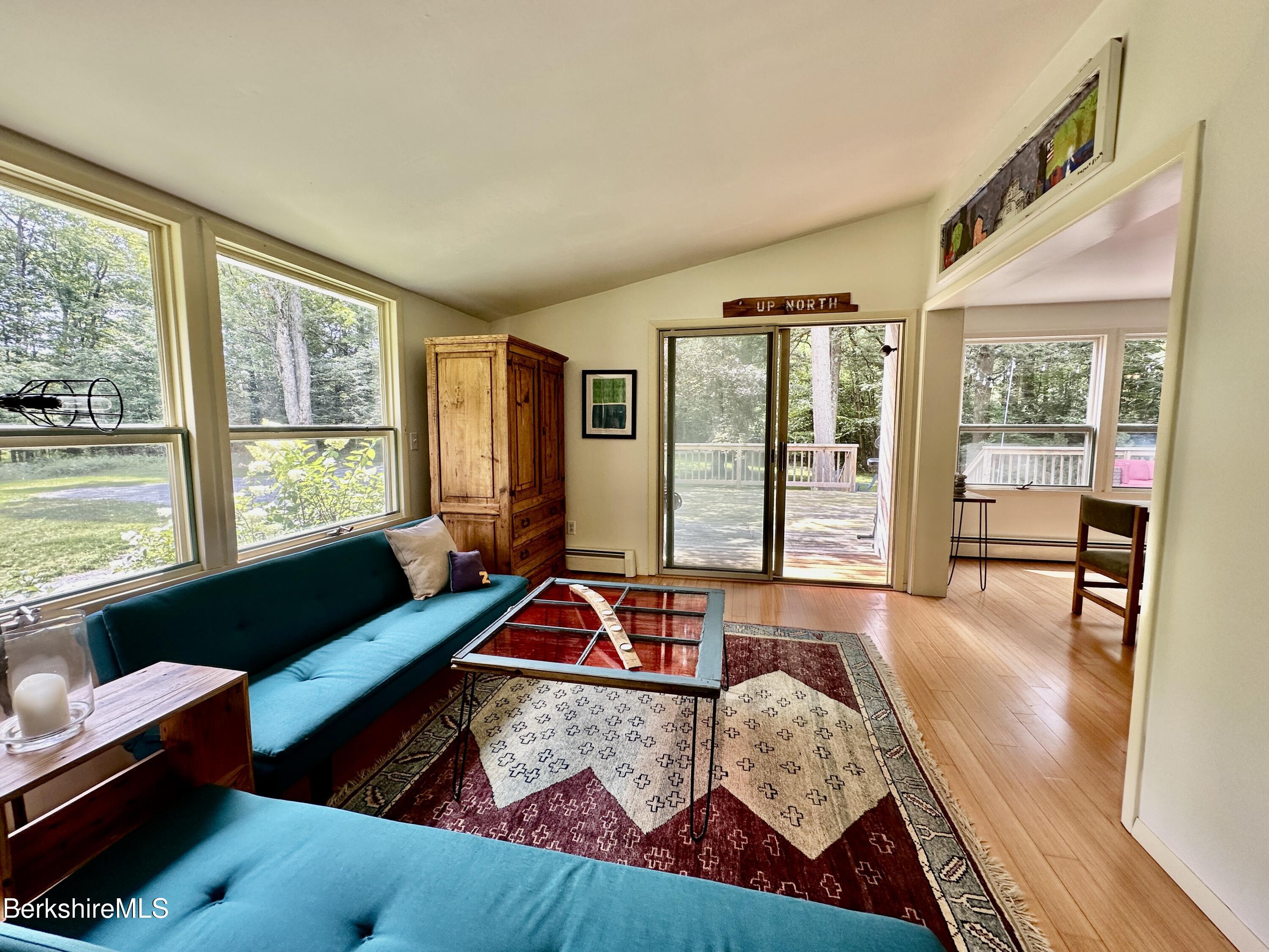 809 Leonhardt Rd