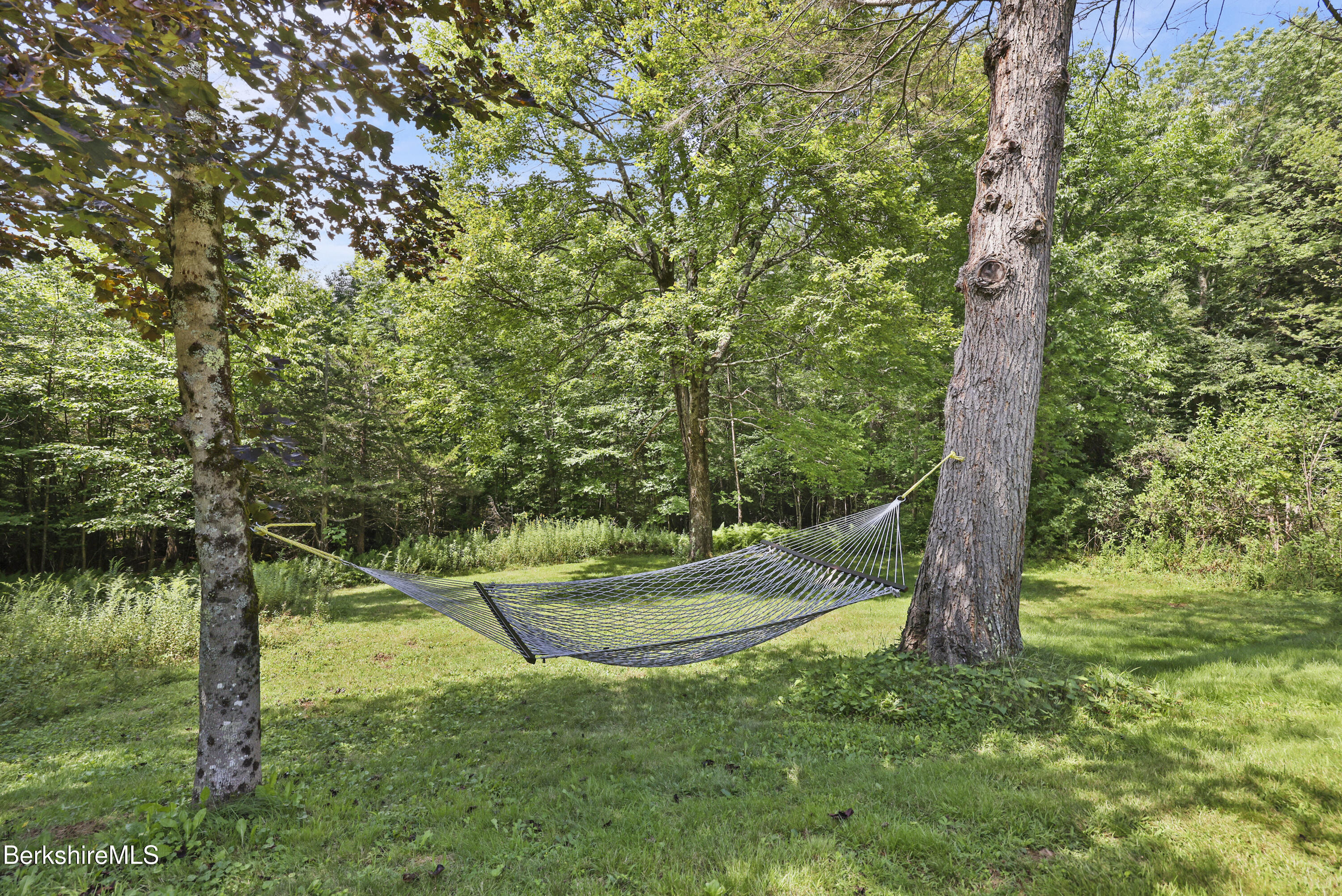 809 Leonhardt Rd