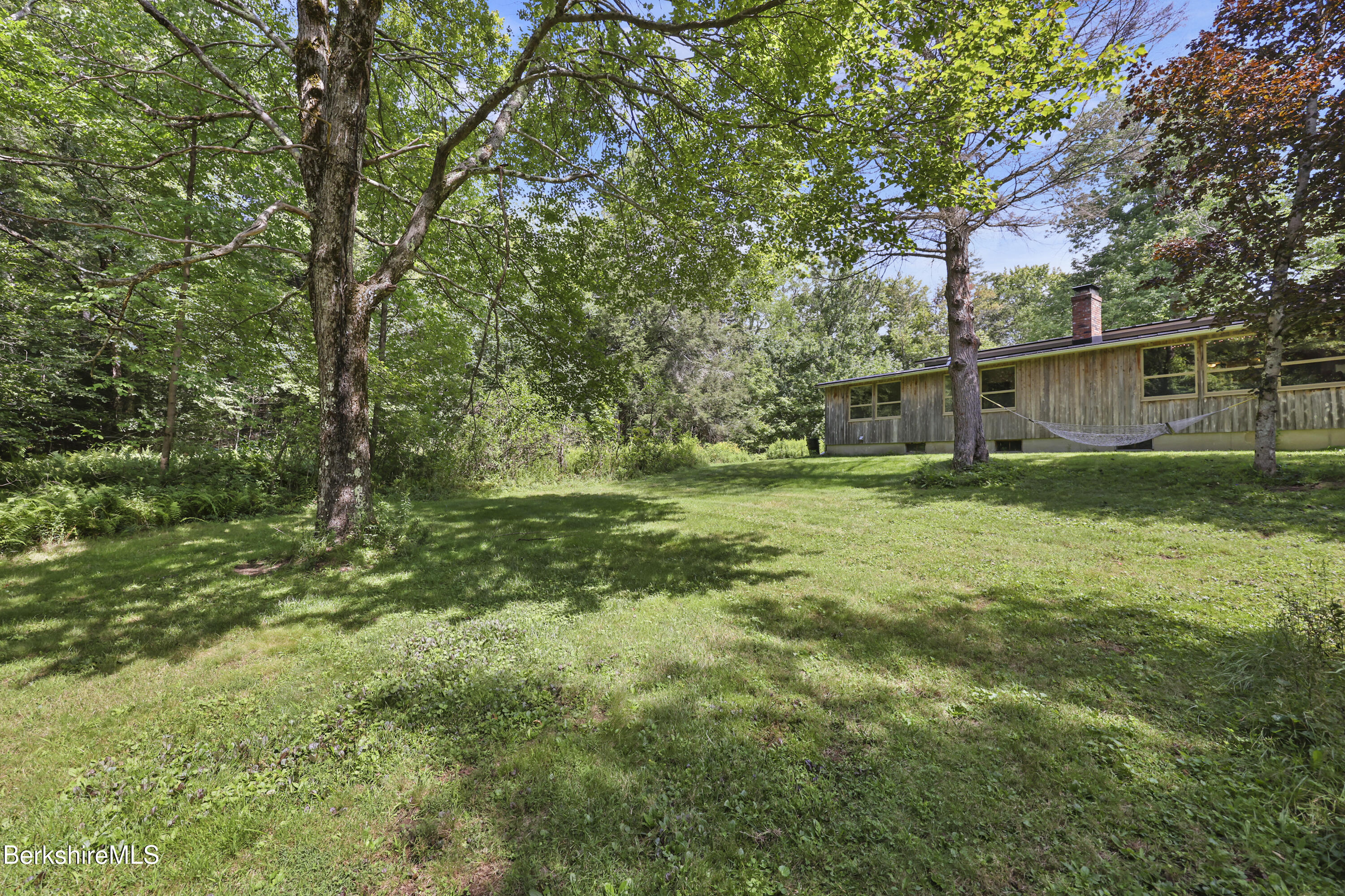 809 Leonhardt Rd
