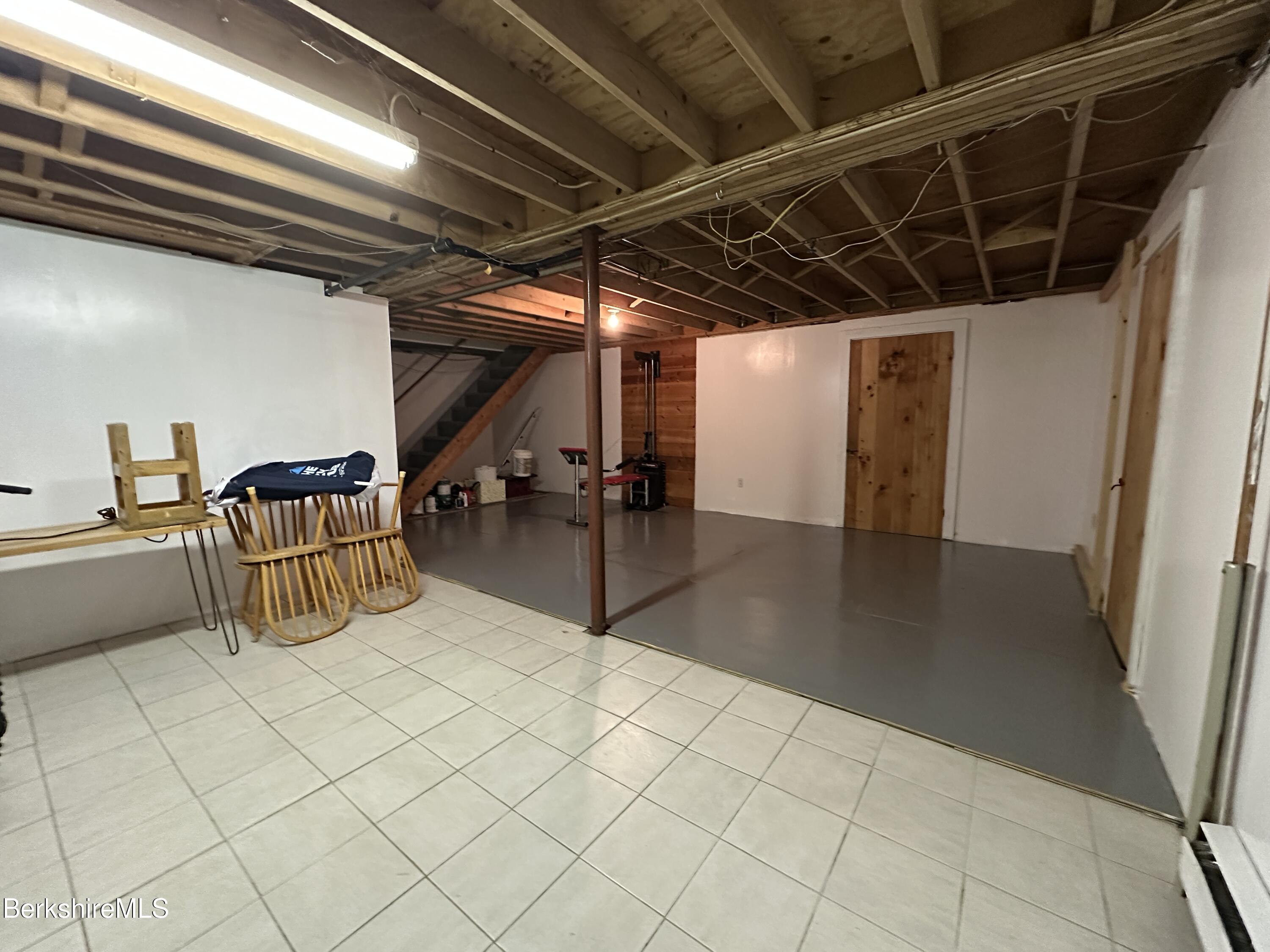 809 Leonhardt Rd