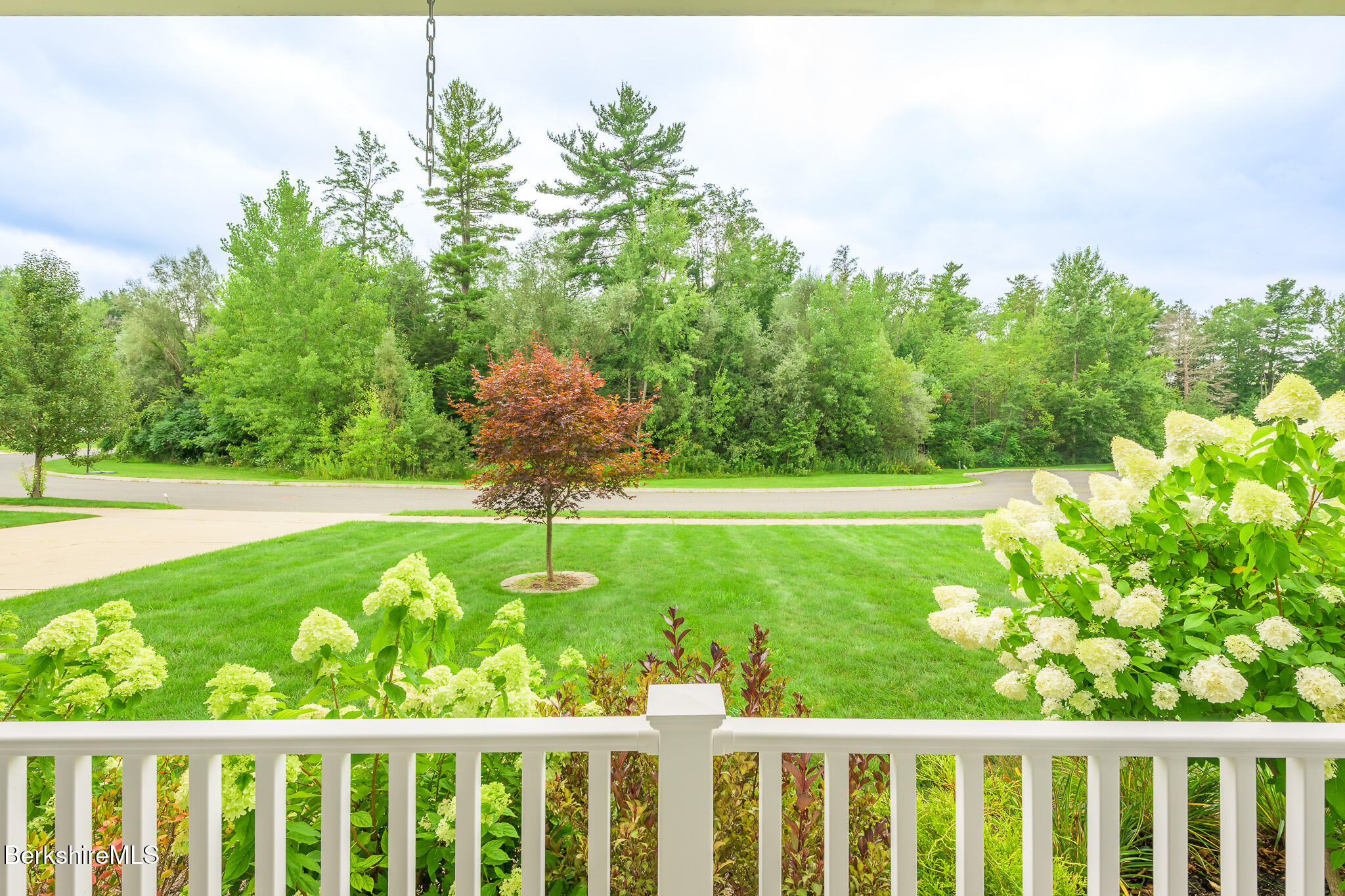 208 Karen Dr