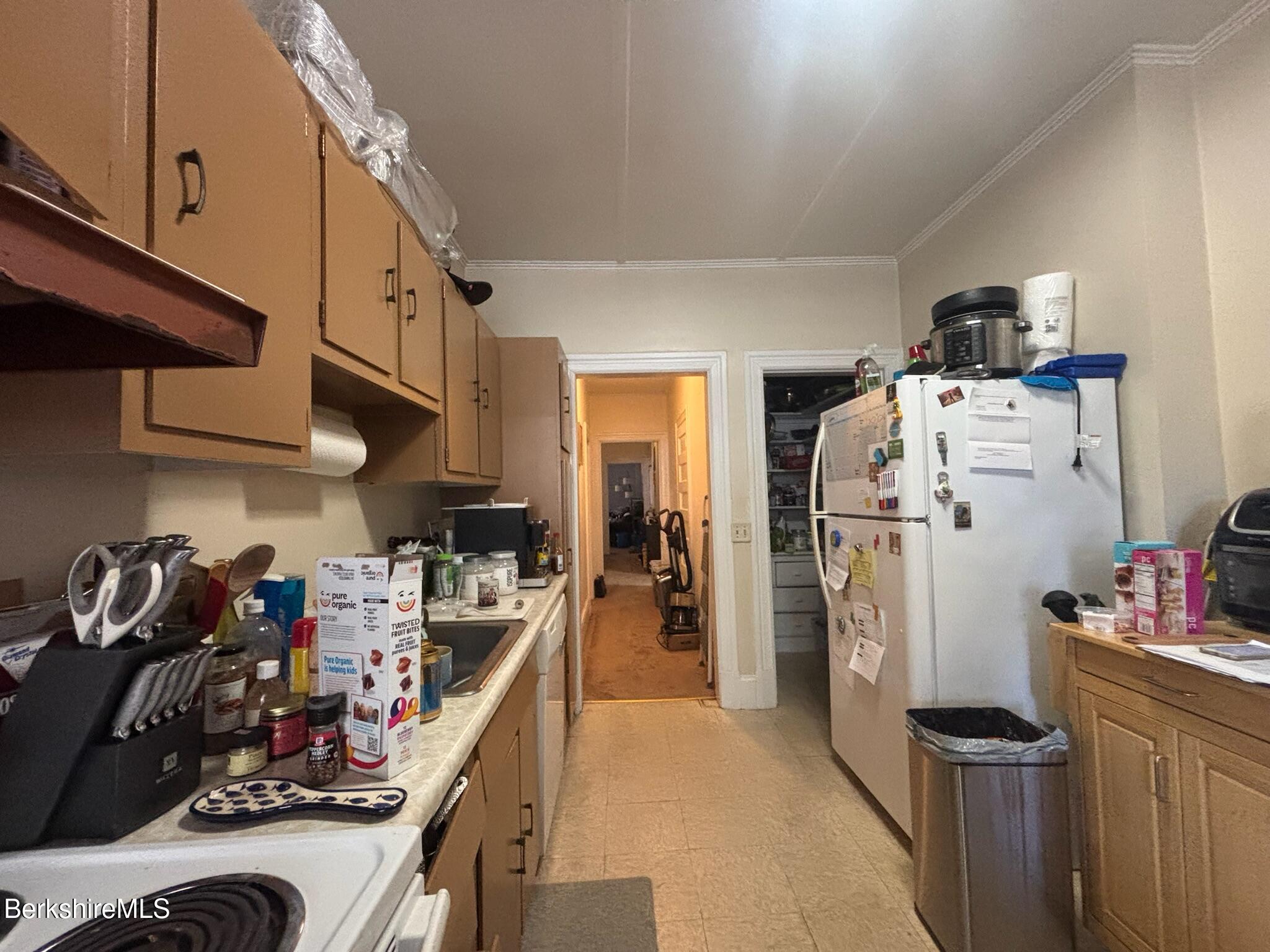 10 Taconic St