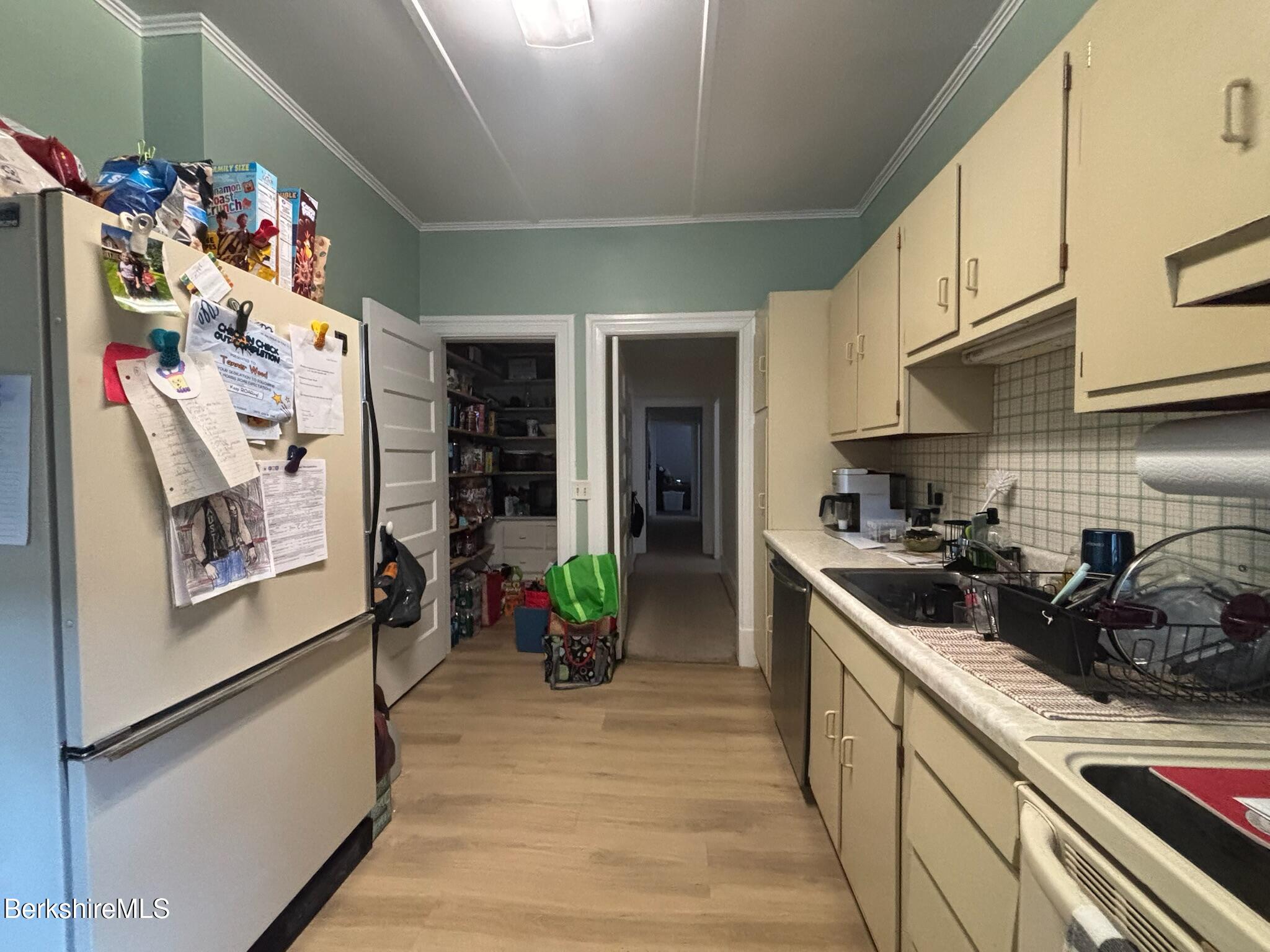 10 Taconic St