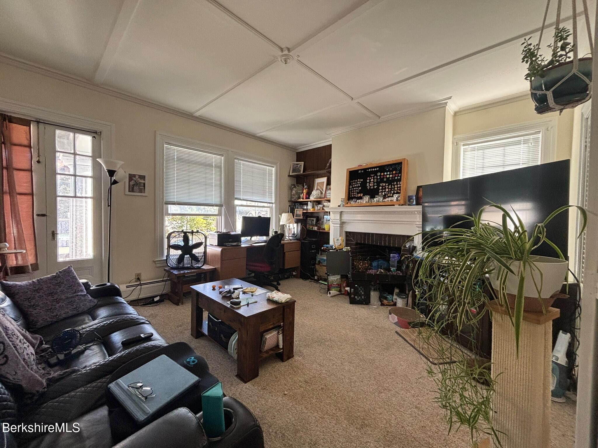10 Taconic St
