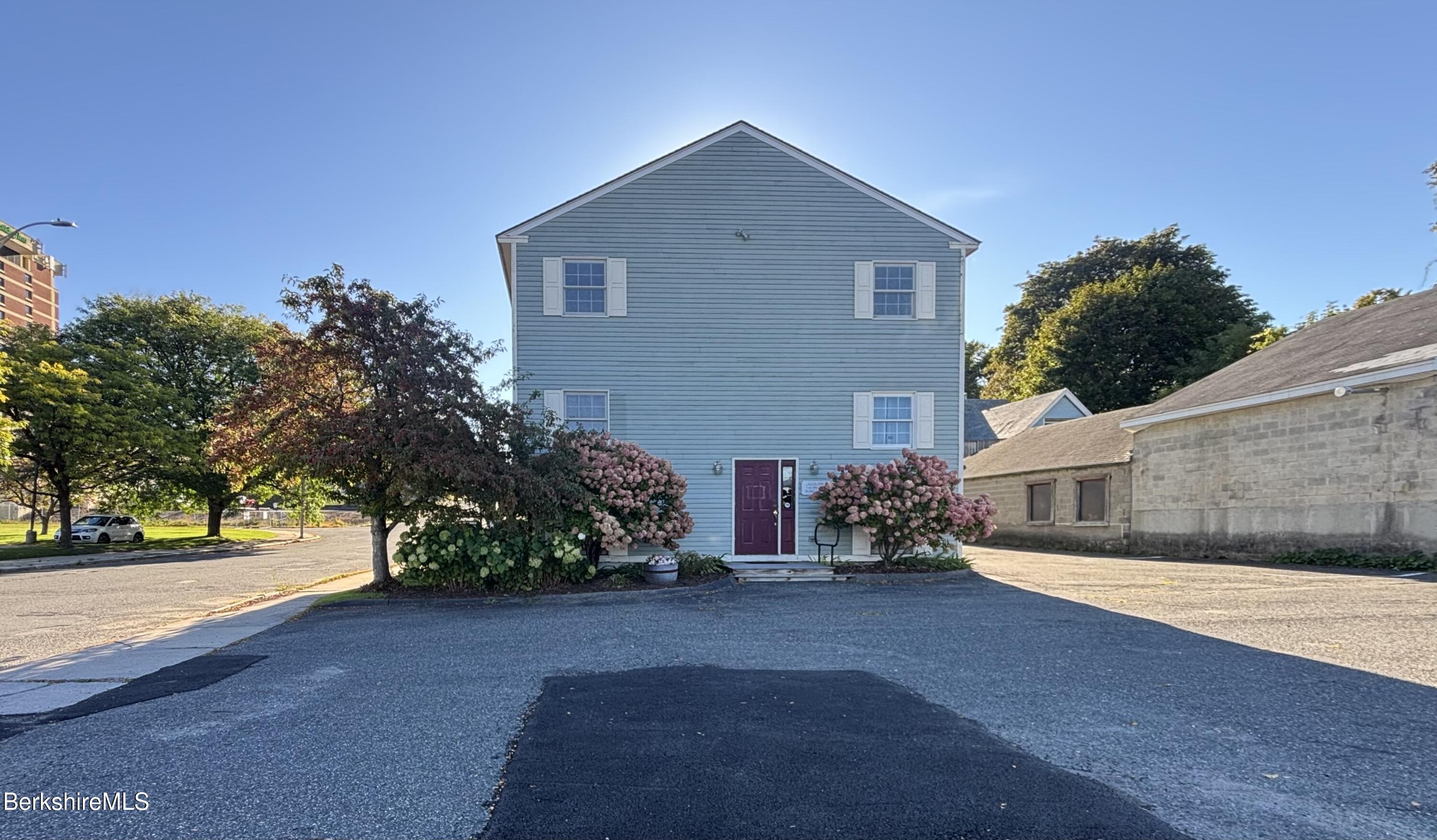 55 Church St