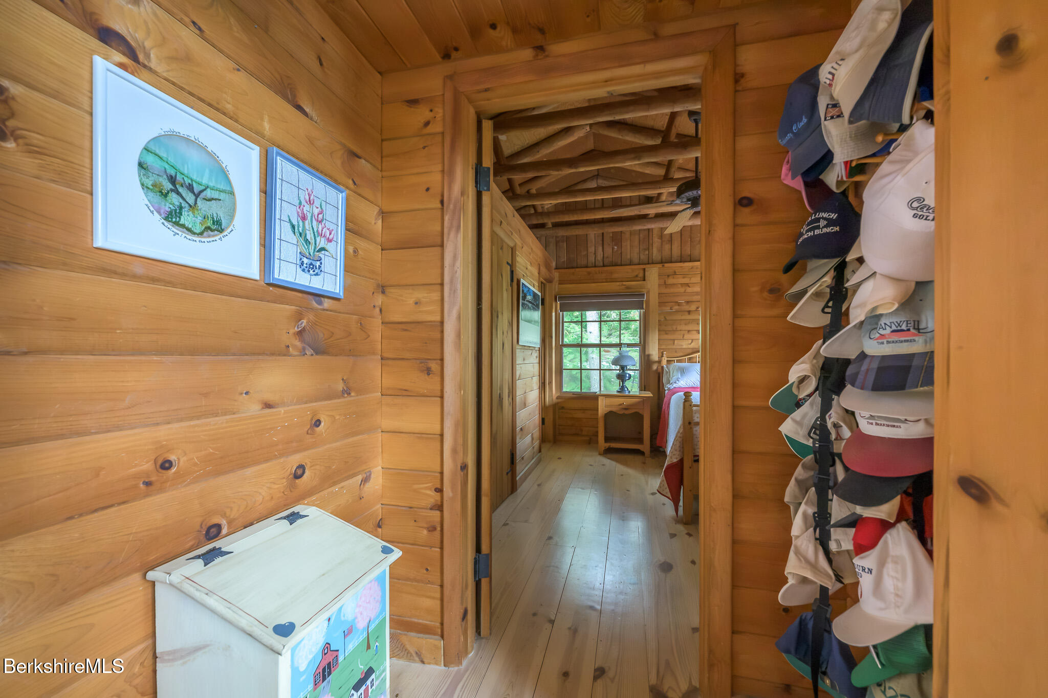 36 Lakeside Rd