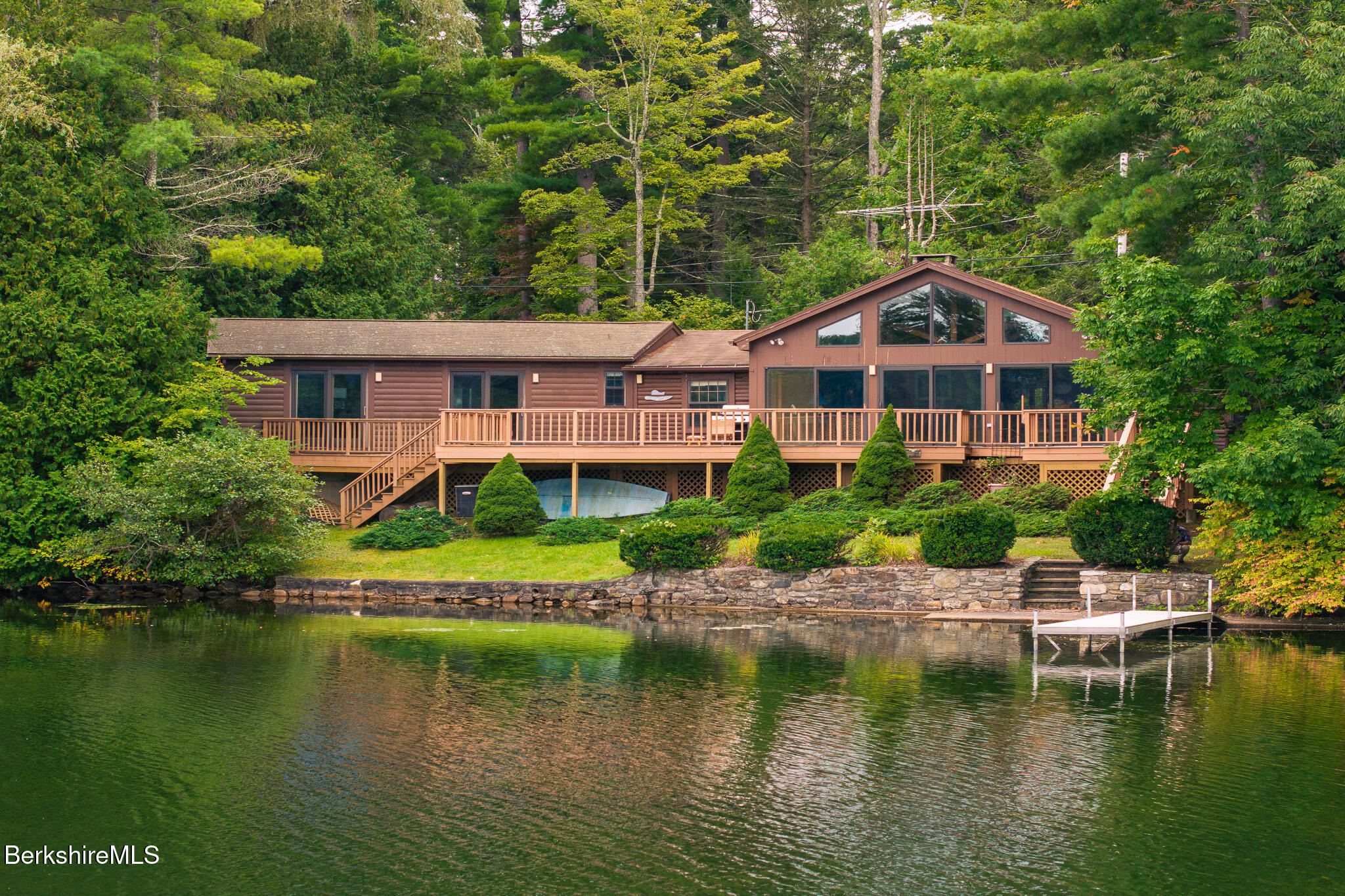 36 Lakeside Rd