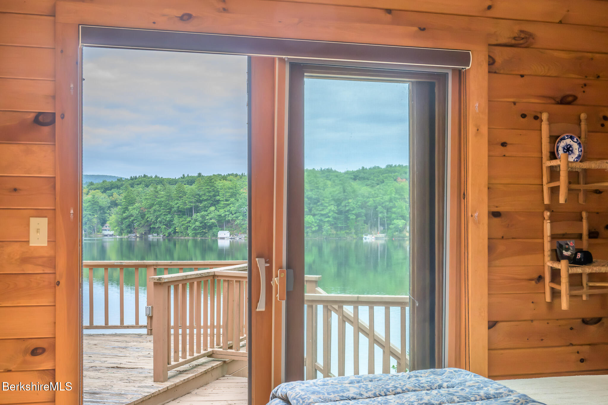 36 Lakeside Rd