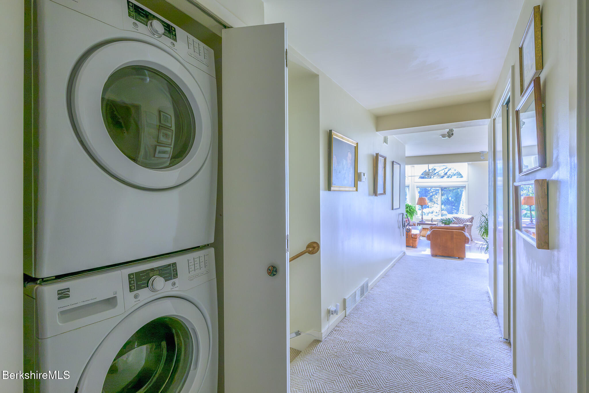 19 Hawthorne Rd 1C