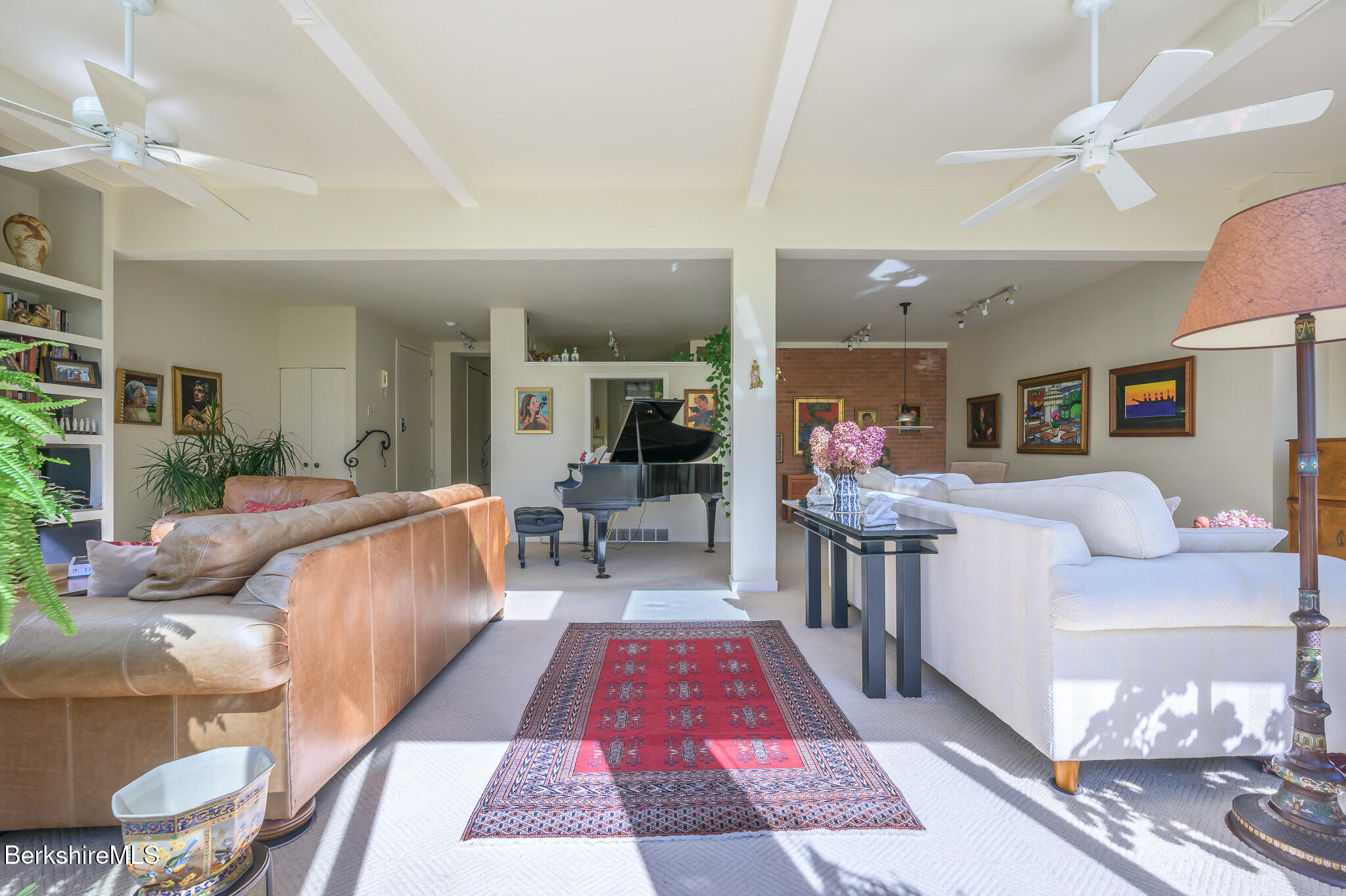19 Hawthorne Rd 1C