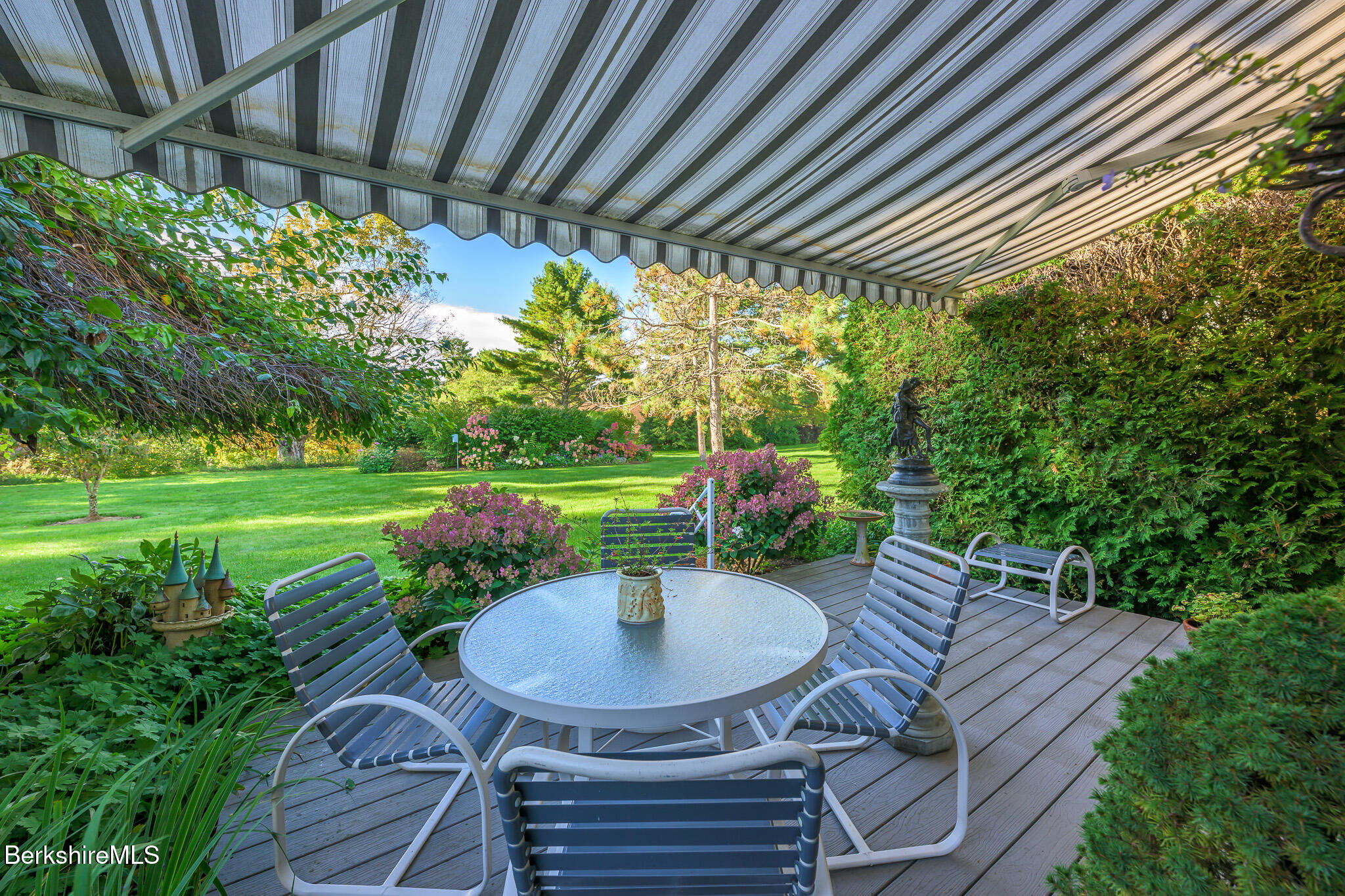 19 Hawthorne Rd 1C
