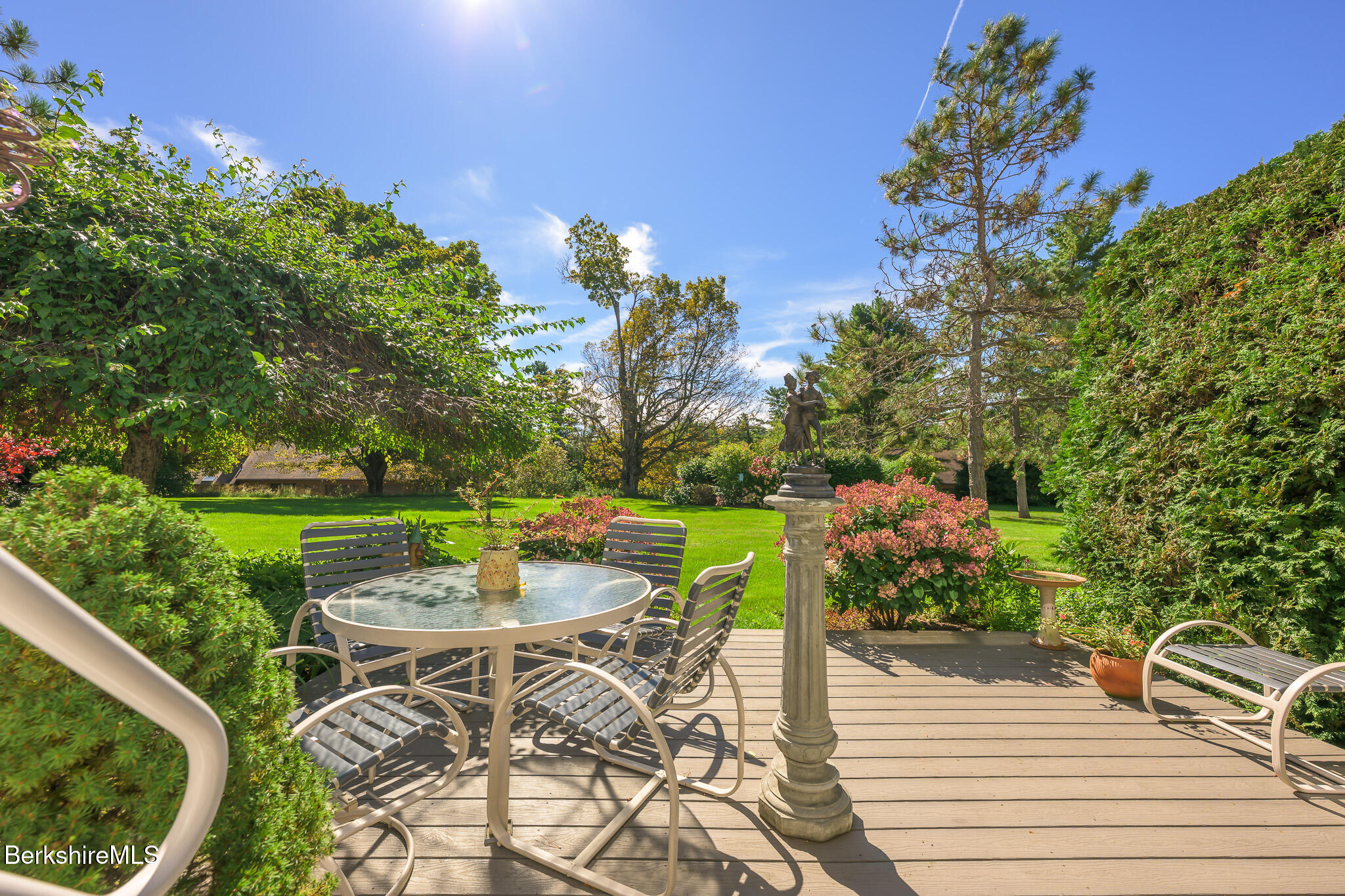 19 Hawthorne Rd 1C