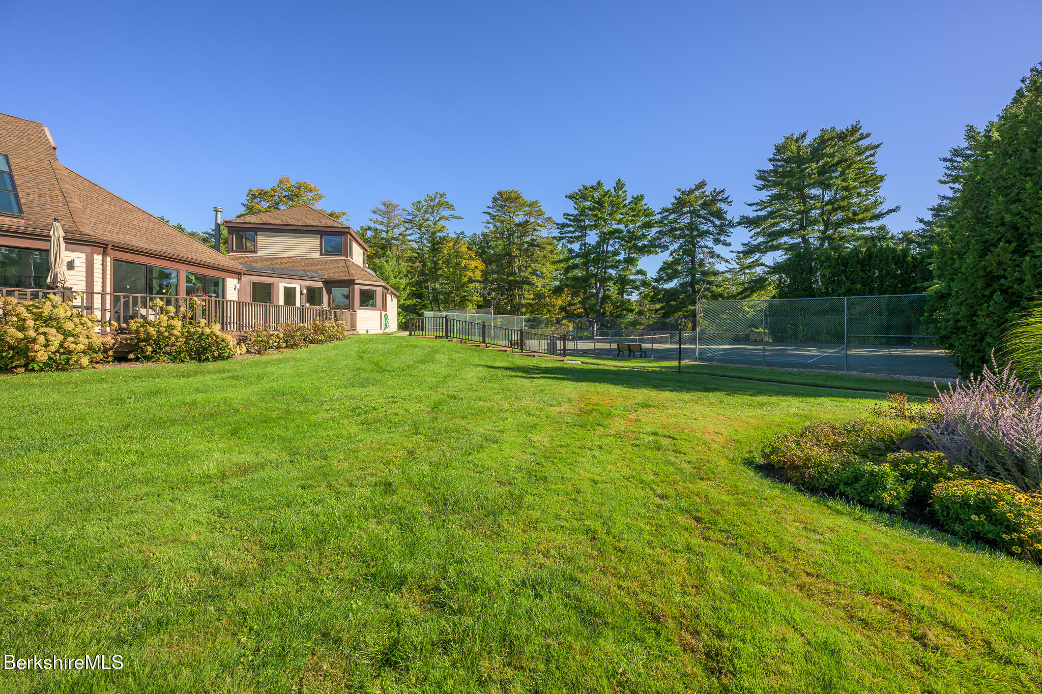 19 Hawthorne Rd 1C