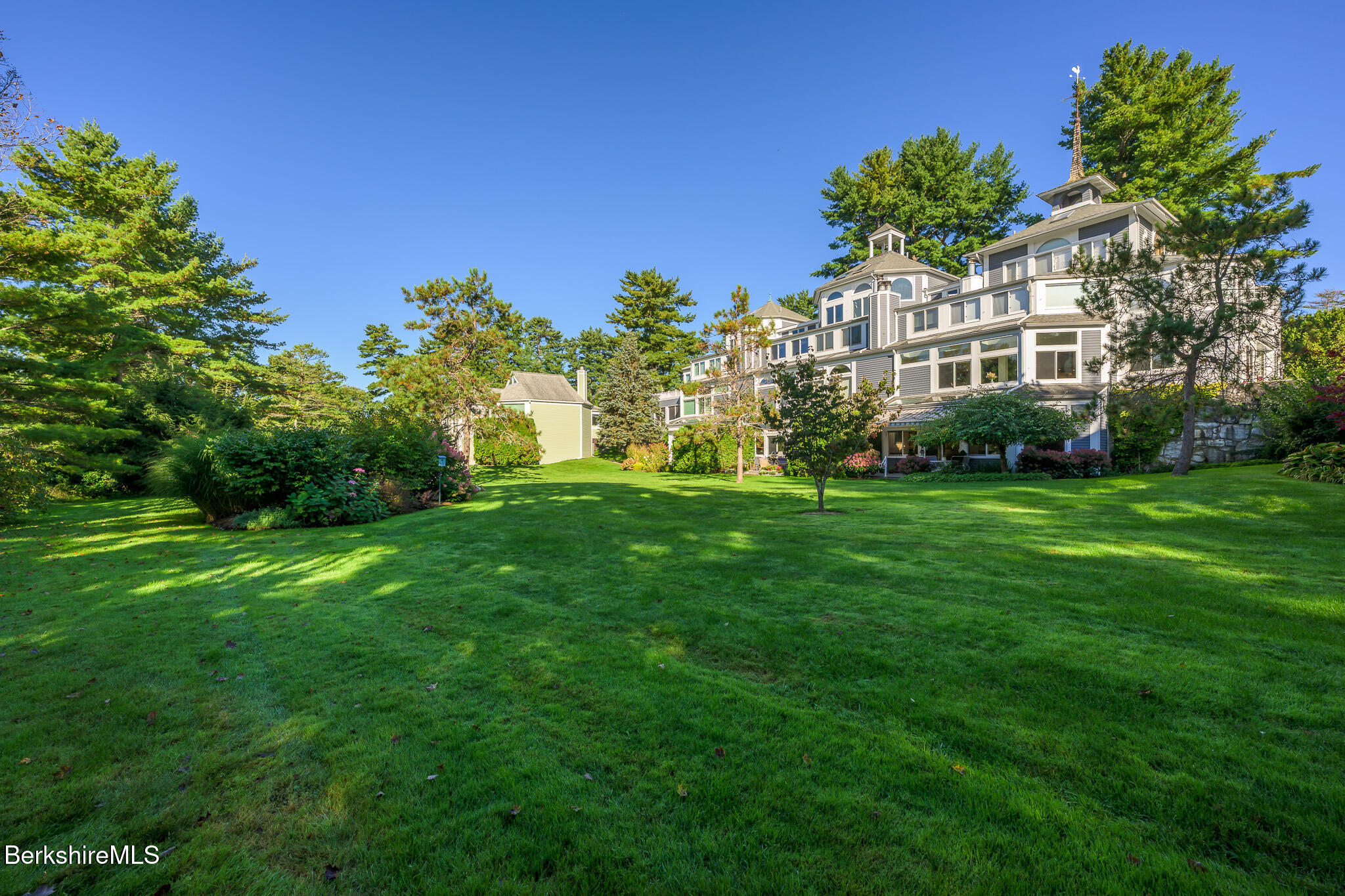 19 Hawthorne Rd 1C