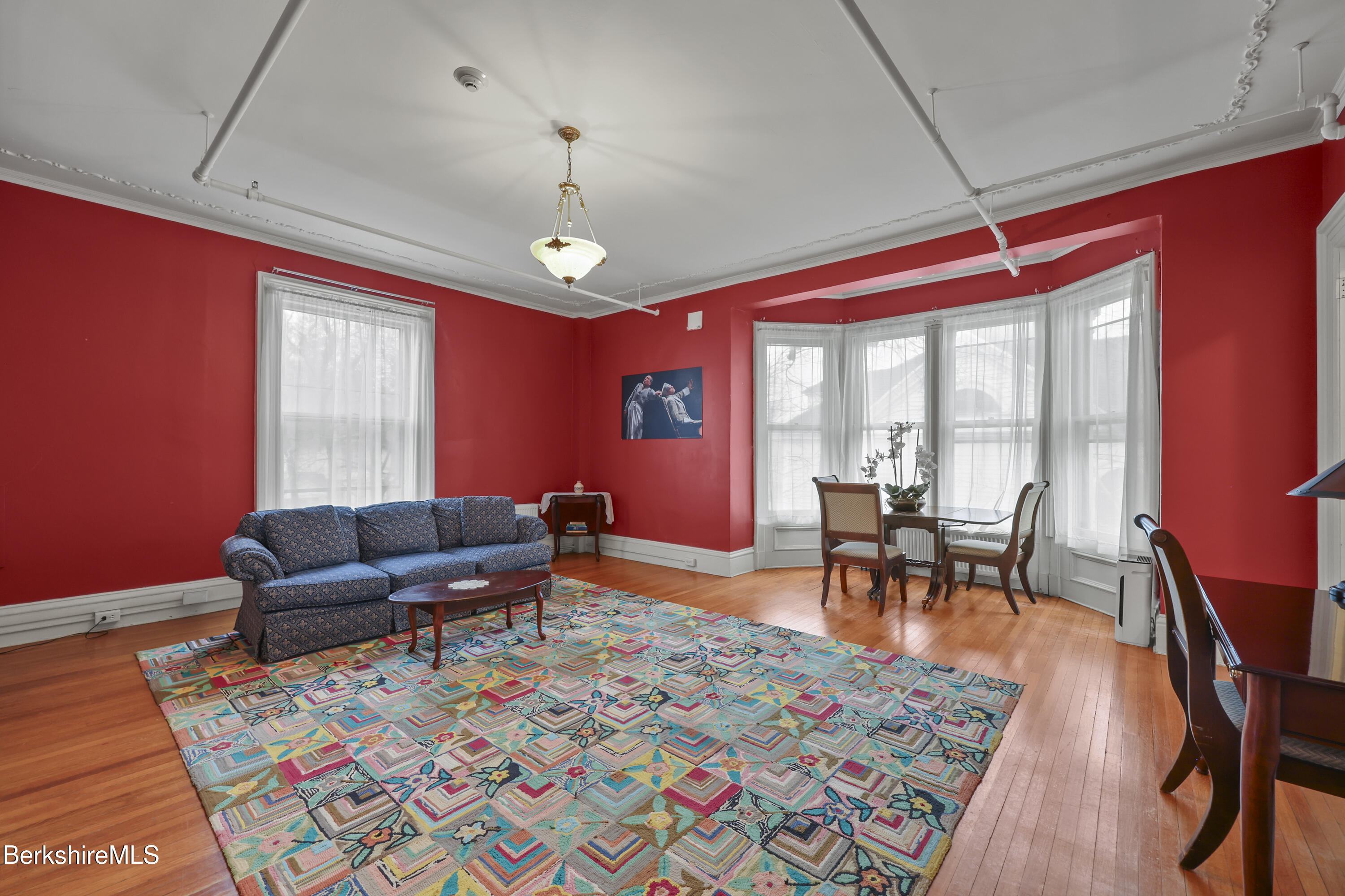 74 Wendell Ave