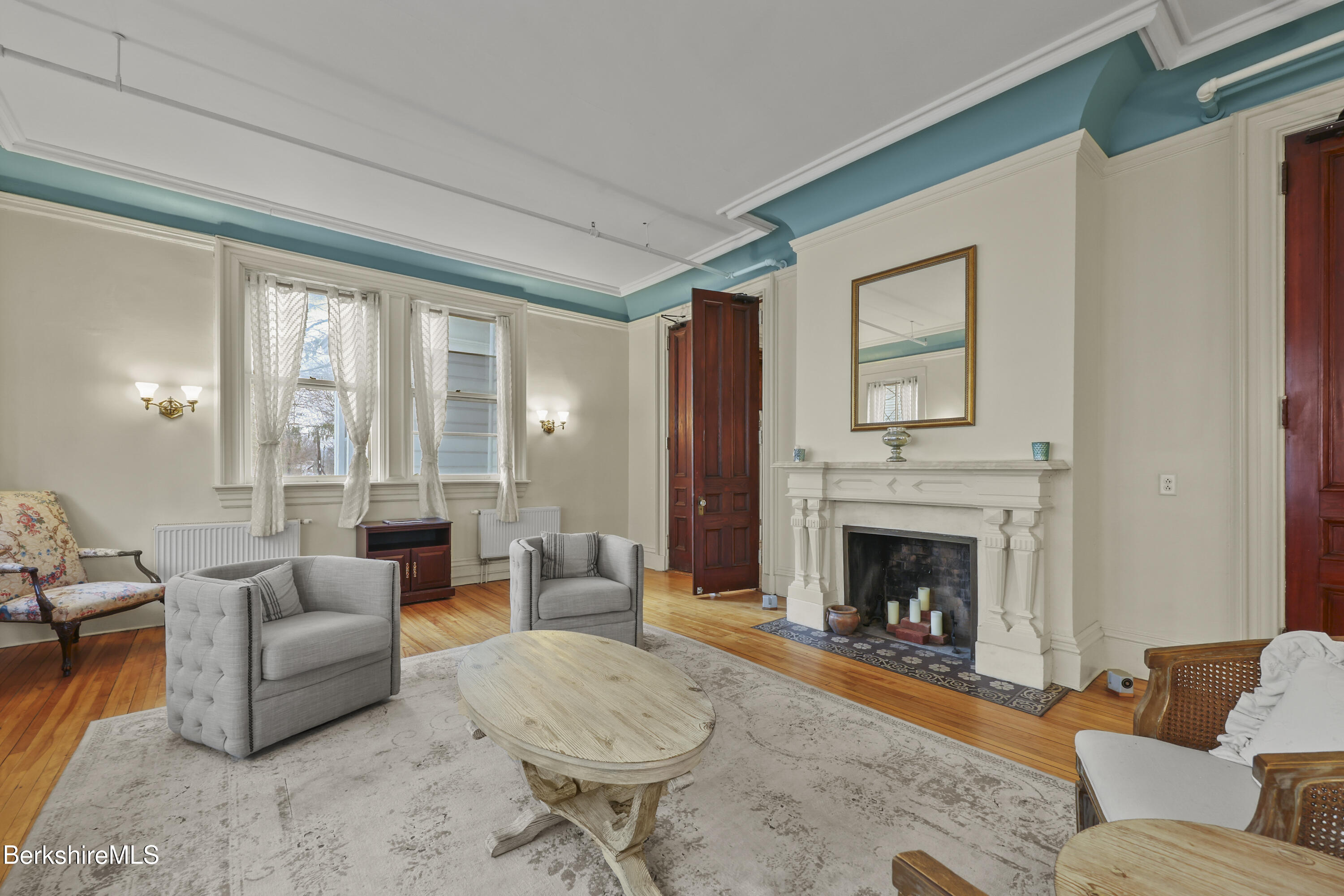 74 Wendell Ave