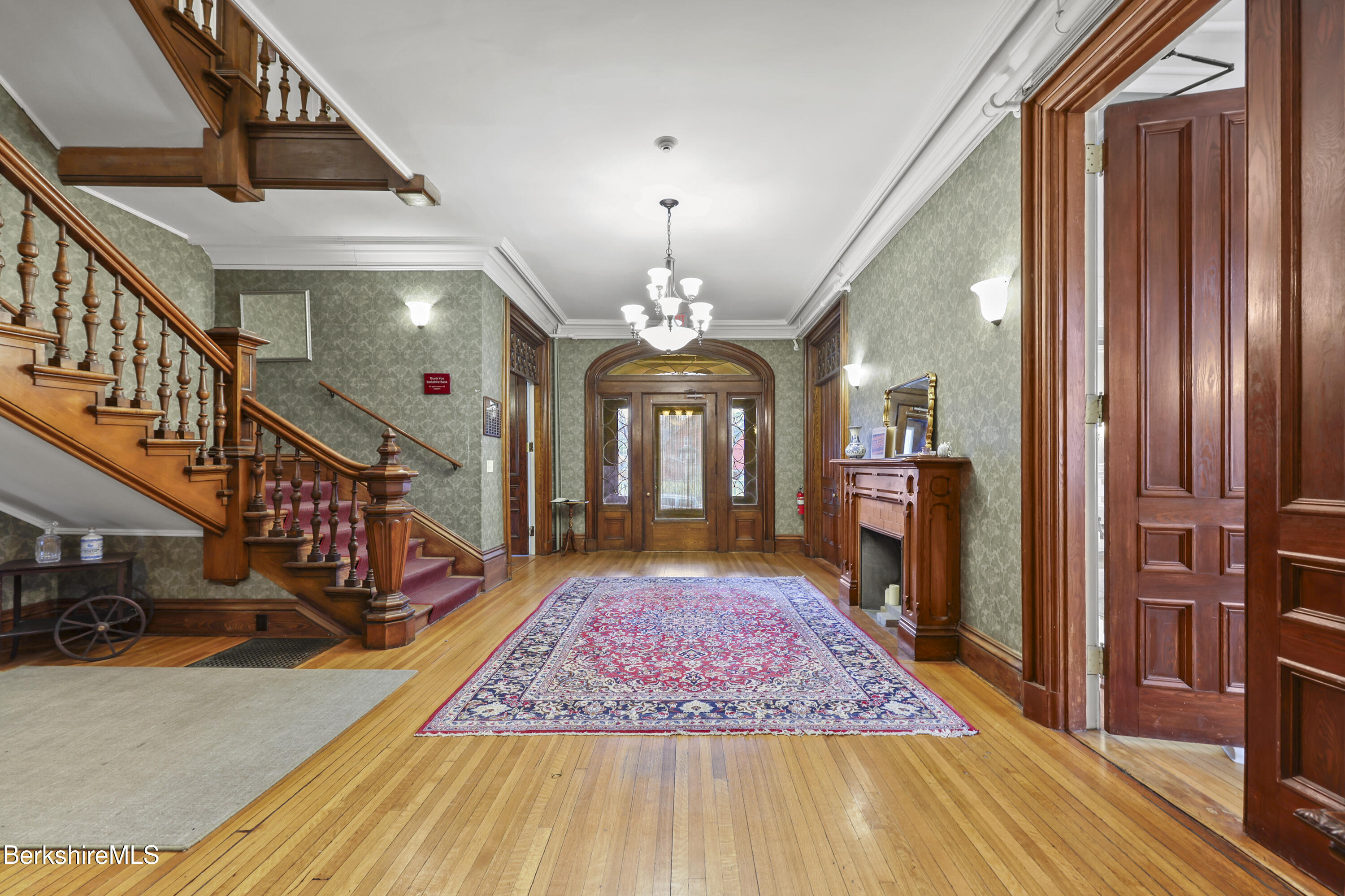 74 Wendell Ave