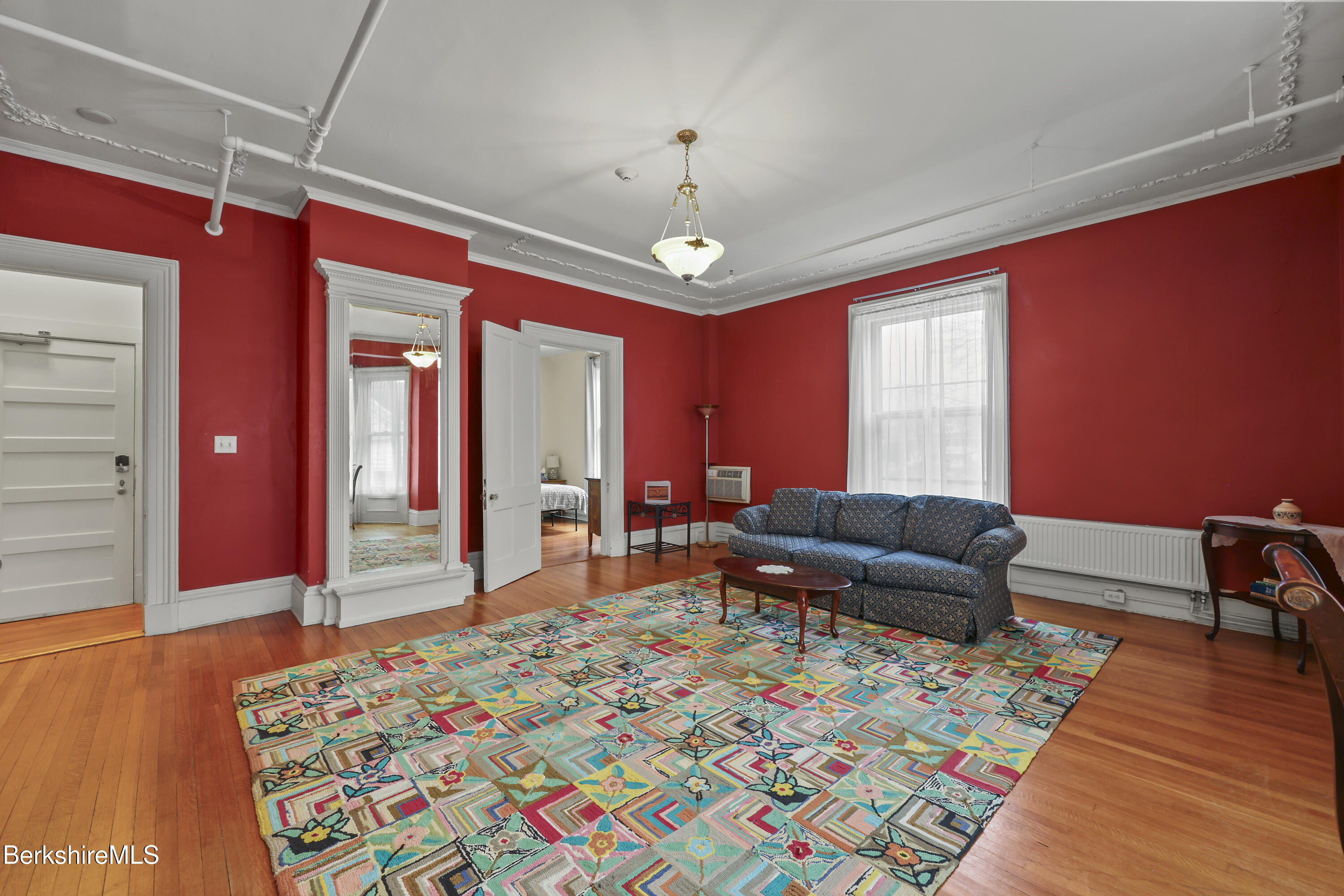 74 Wendell Ave