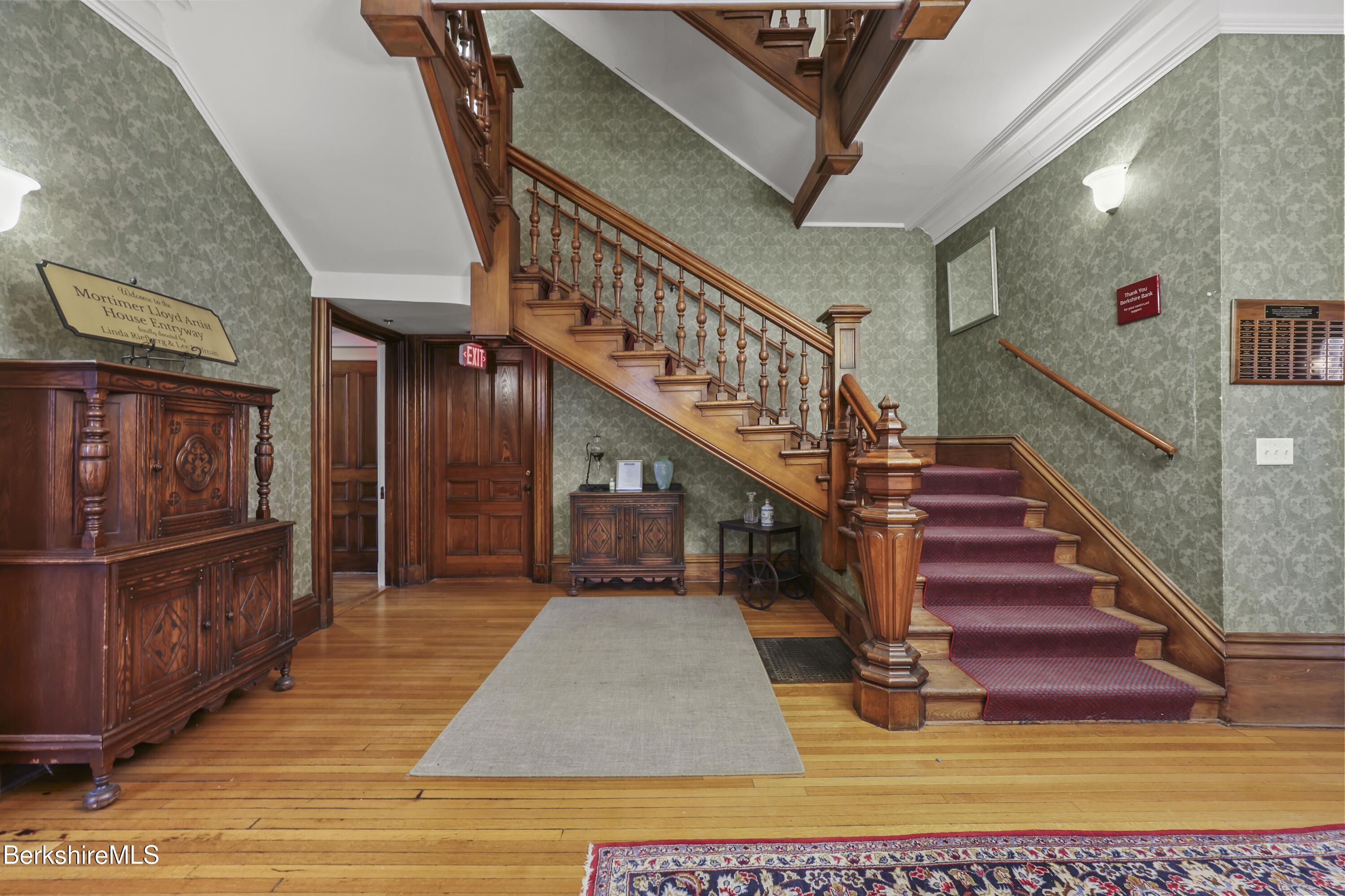 74 Wendell Ave