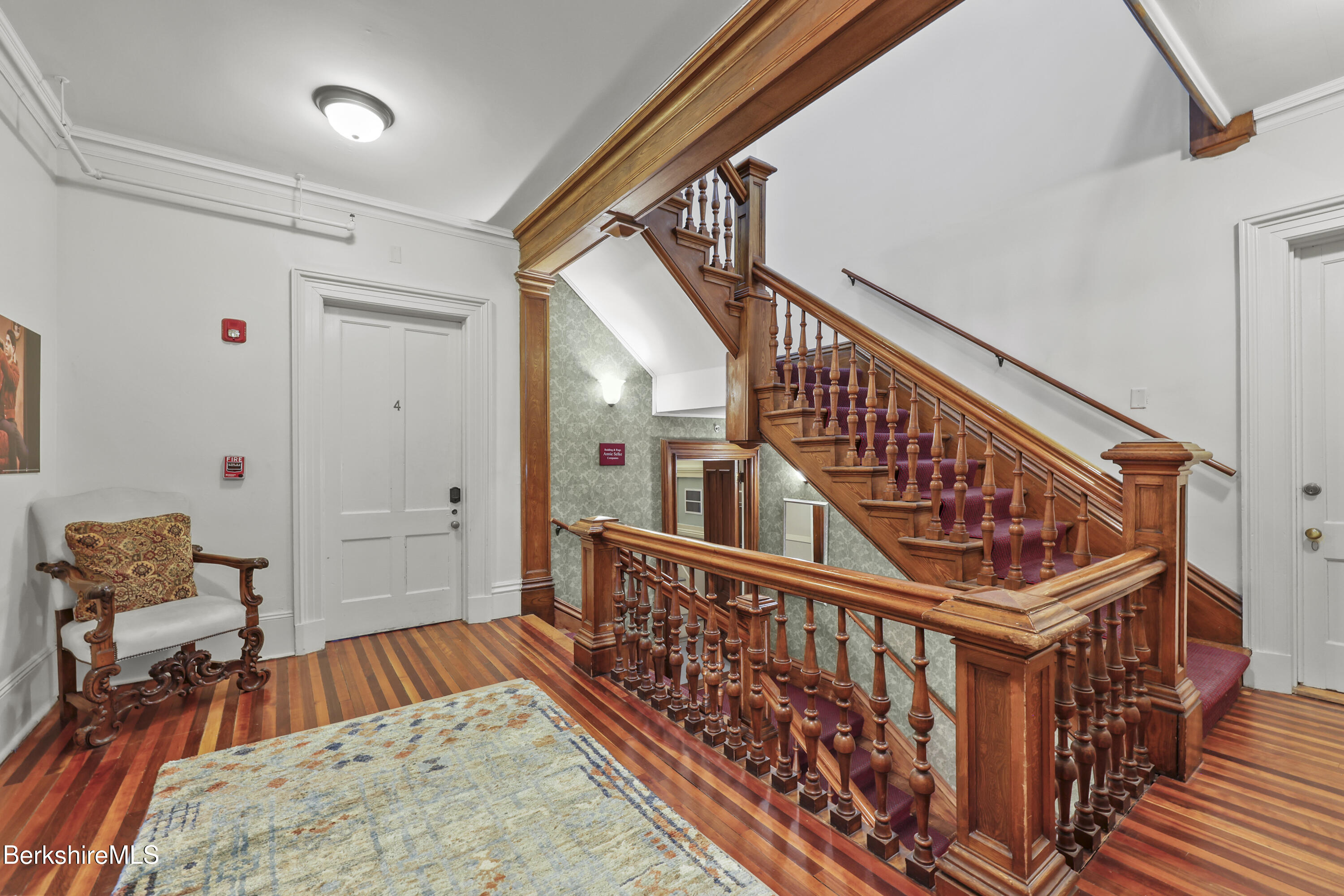 74 Wendell Ave